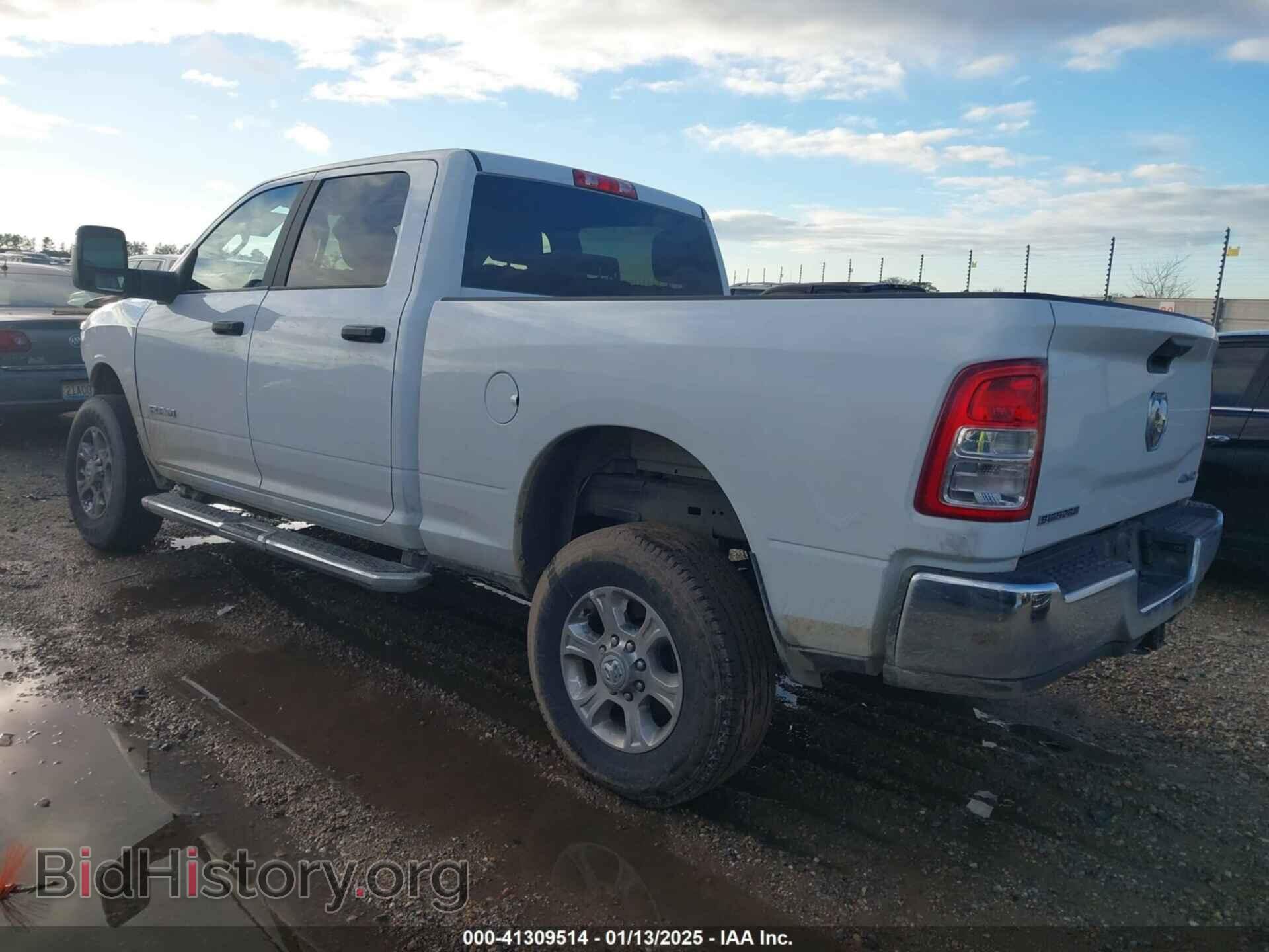 2024 RAM 2500 - VIN: 3C6UR5DJ7RG311237 - Фото 3
