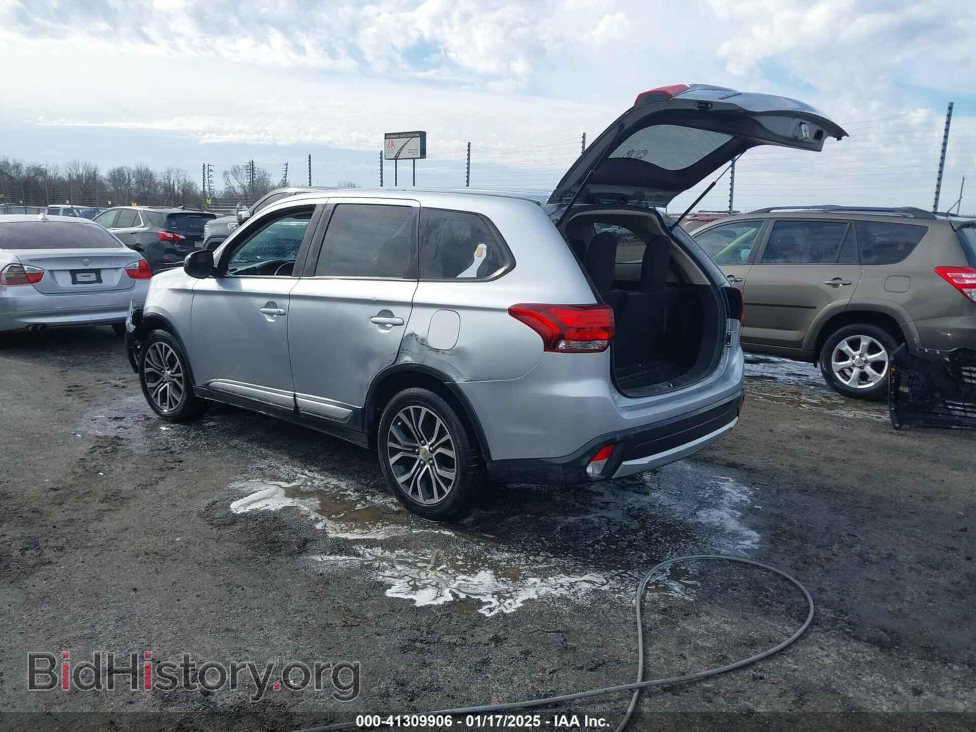 2016 MITSUBISHI OUTLANDER - VIN: JA4AD2A36GZ032433 - Фото 3