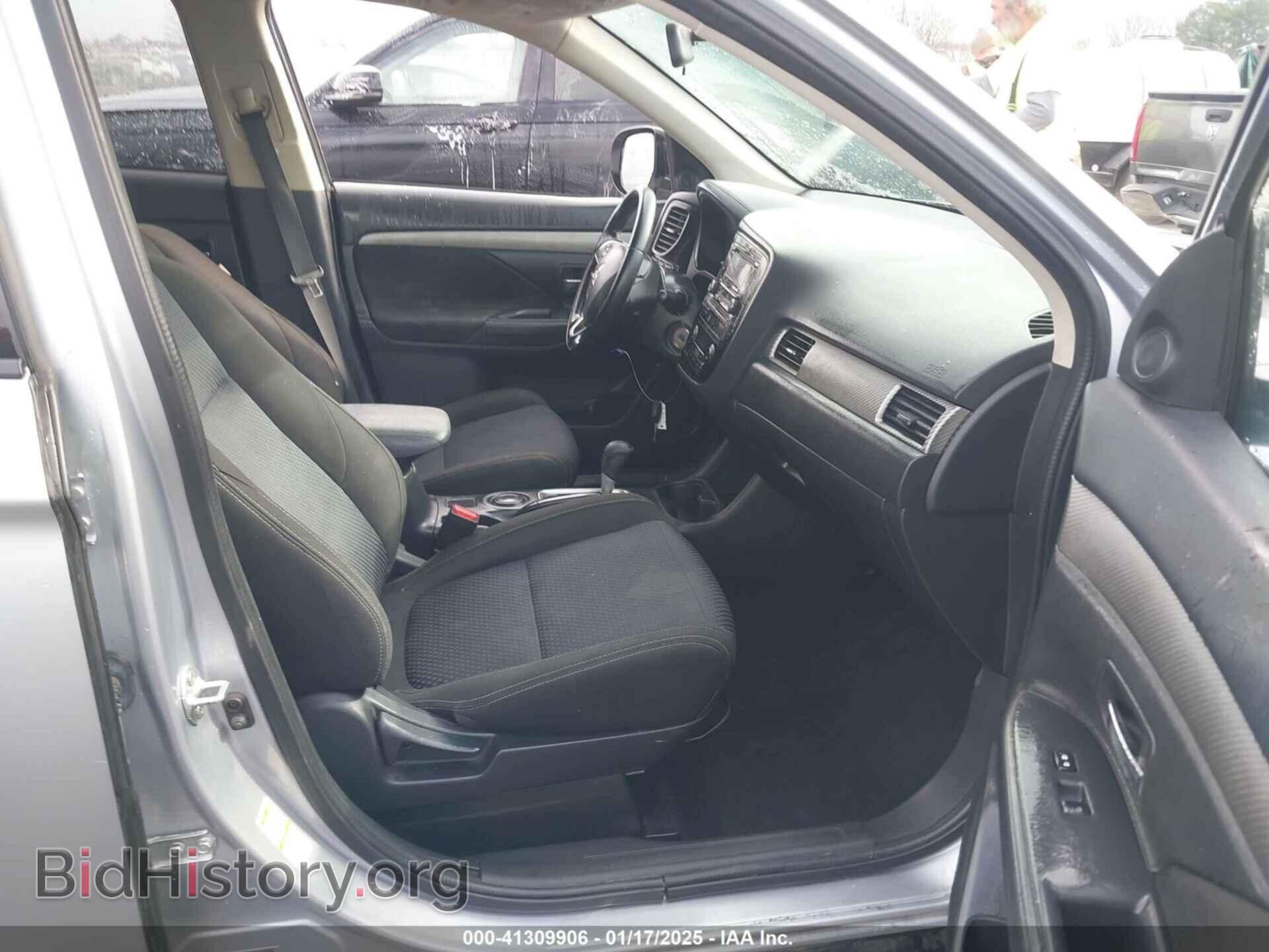 2016 MITSUBISHI OUTLANDER - VIN: JA4AD2A36GZ032433 - Фото 5