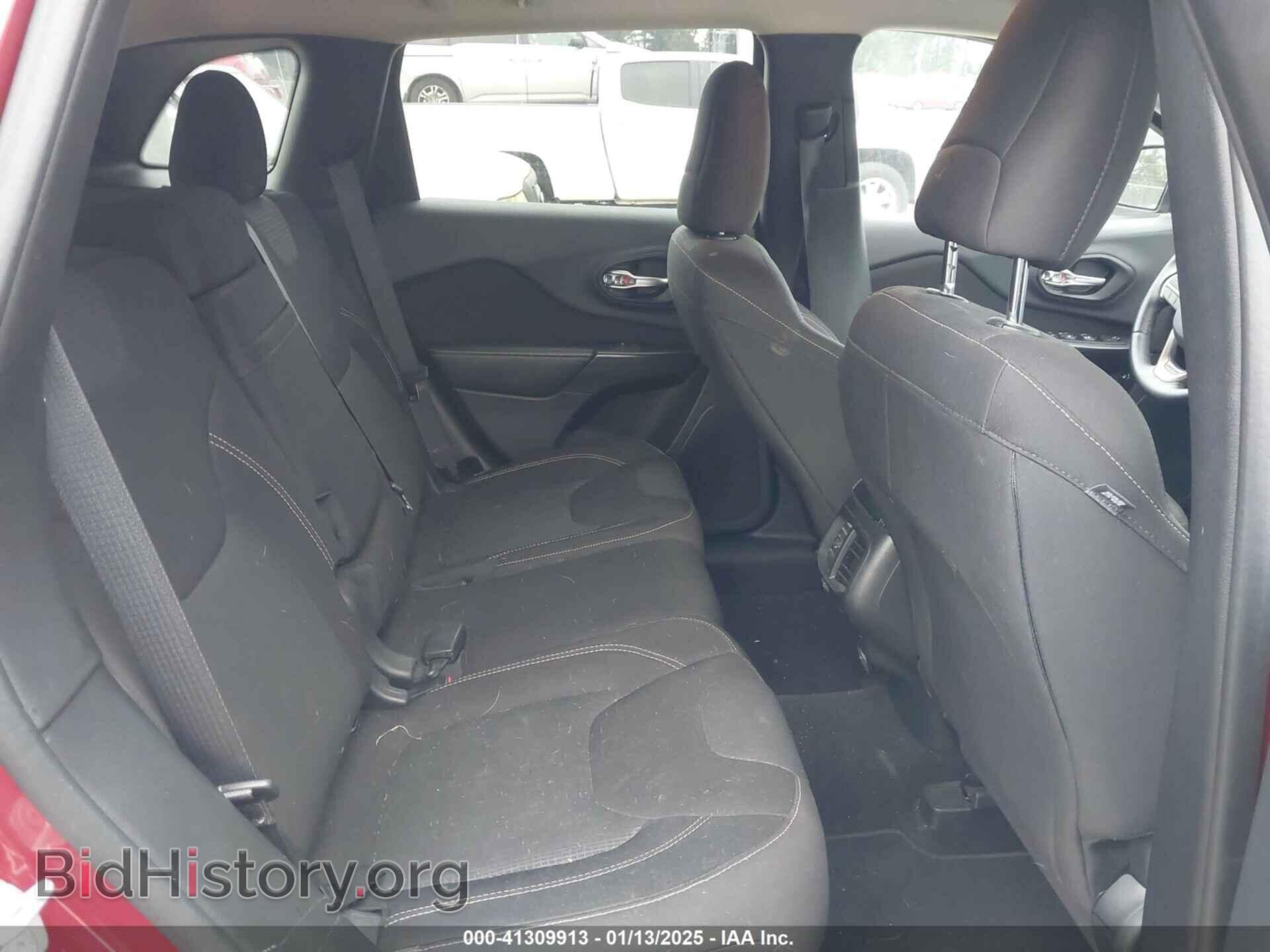 2016 JEEP CHEROKEE - VIN: 1C4PJMCS8GW153300 - Фото 8