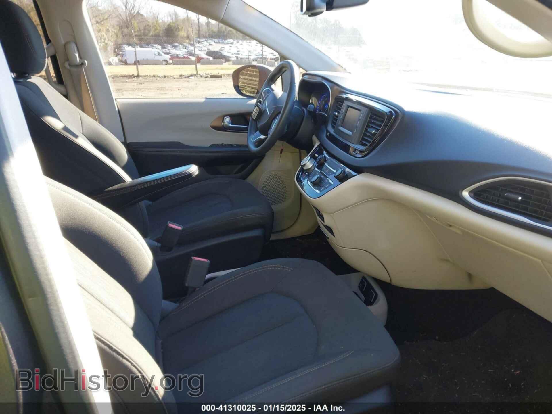 2017 CHRYSLER PACIFICA - VIN: 2C4RC1DG9HR721558 - Фото 5