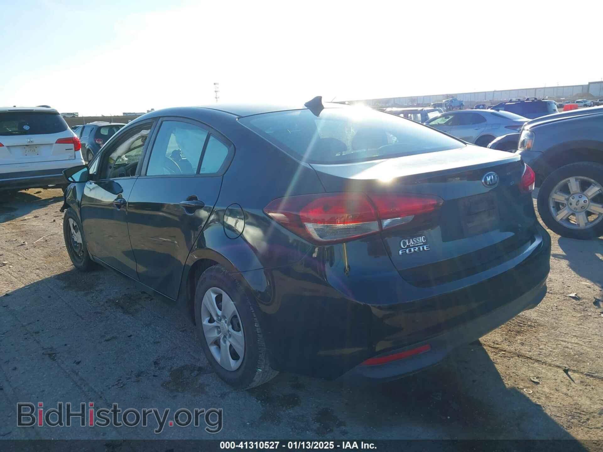 2018 KIA FORTE - VIN: 3KPFK4A78JE238629 - Фото 3