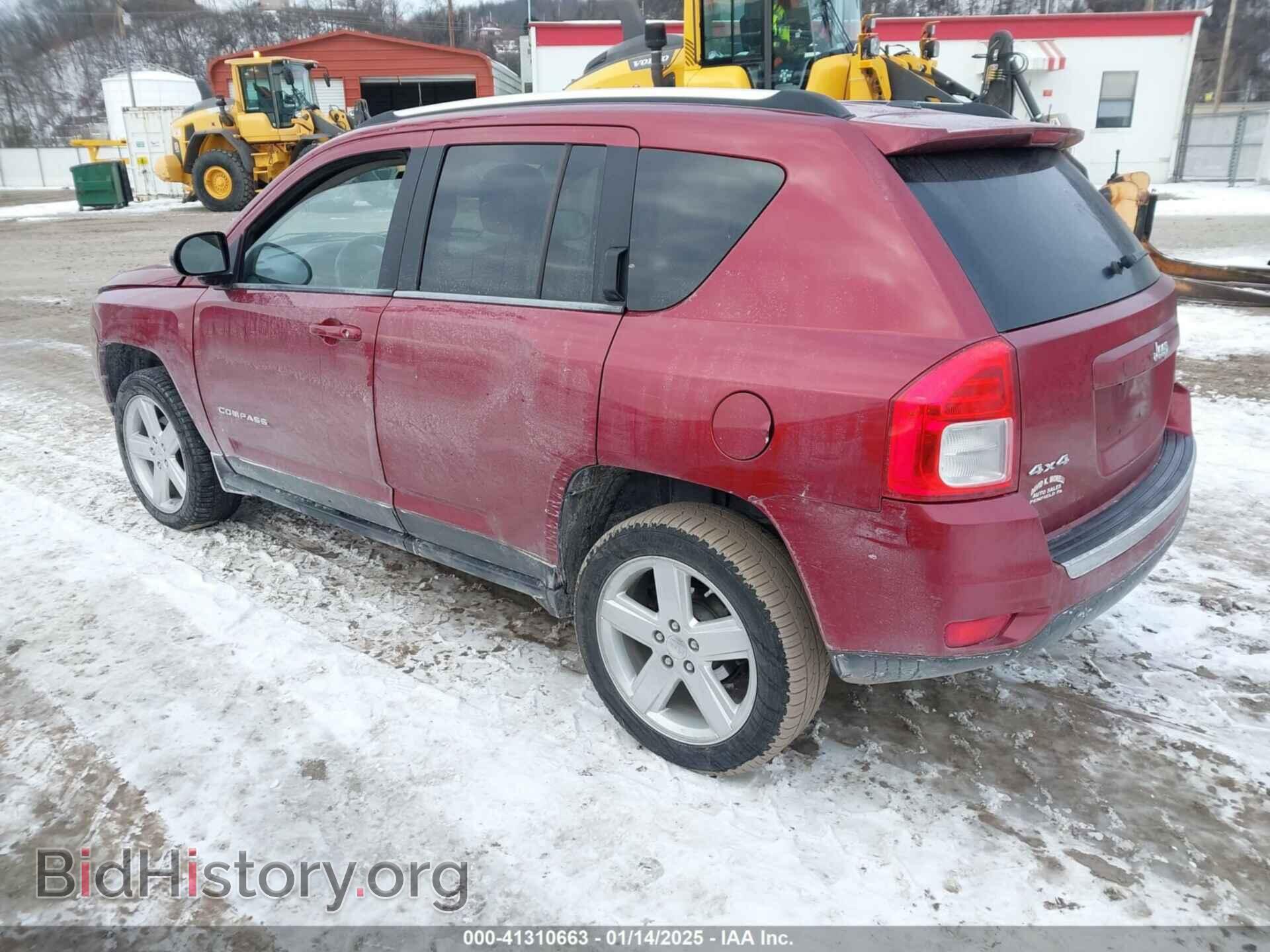 2011 JEEP COMPASS - VIN: 1J4NF5FB7BD174261 - Фото 3