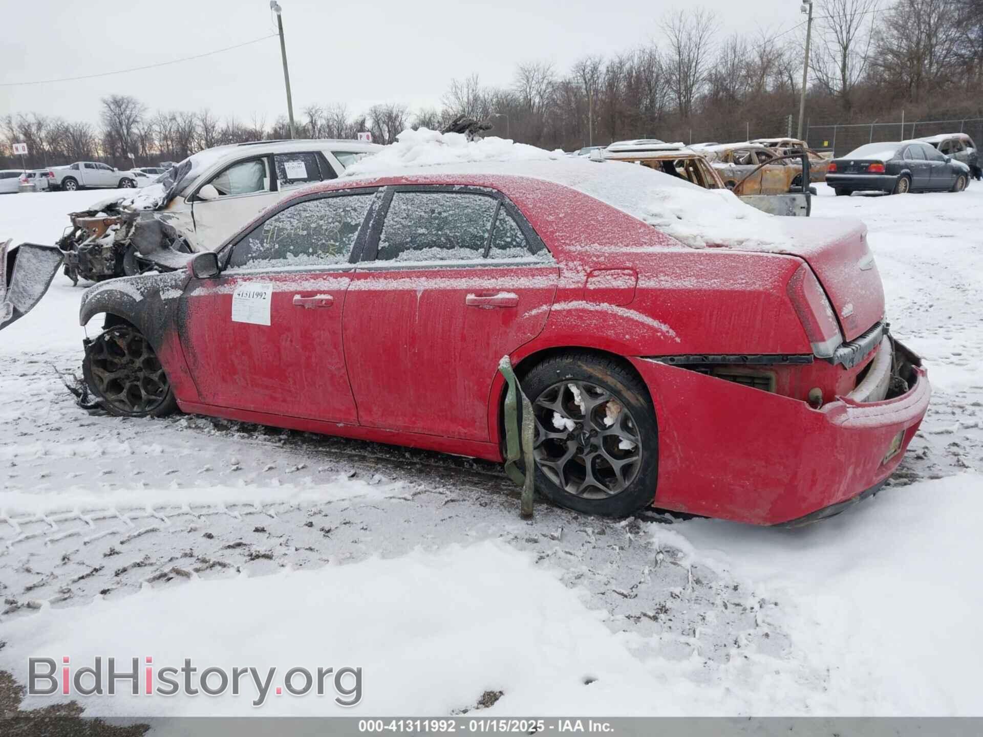 2016 CHRYSLER 300 - VIN: 2C3CCAGG7GH235650 - Фото 3