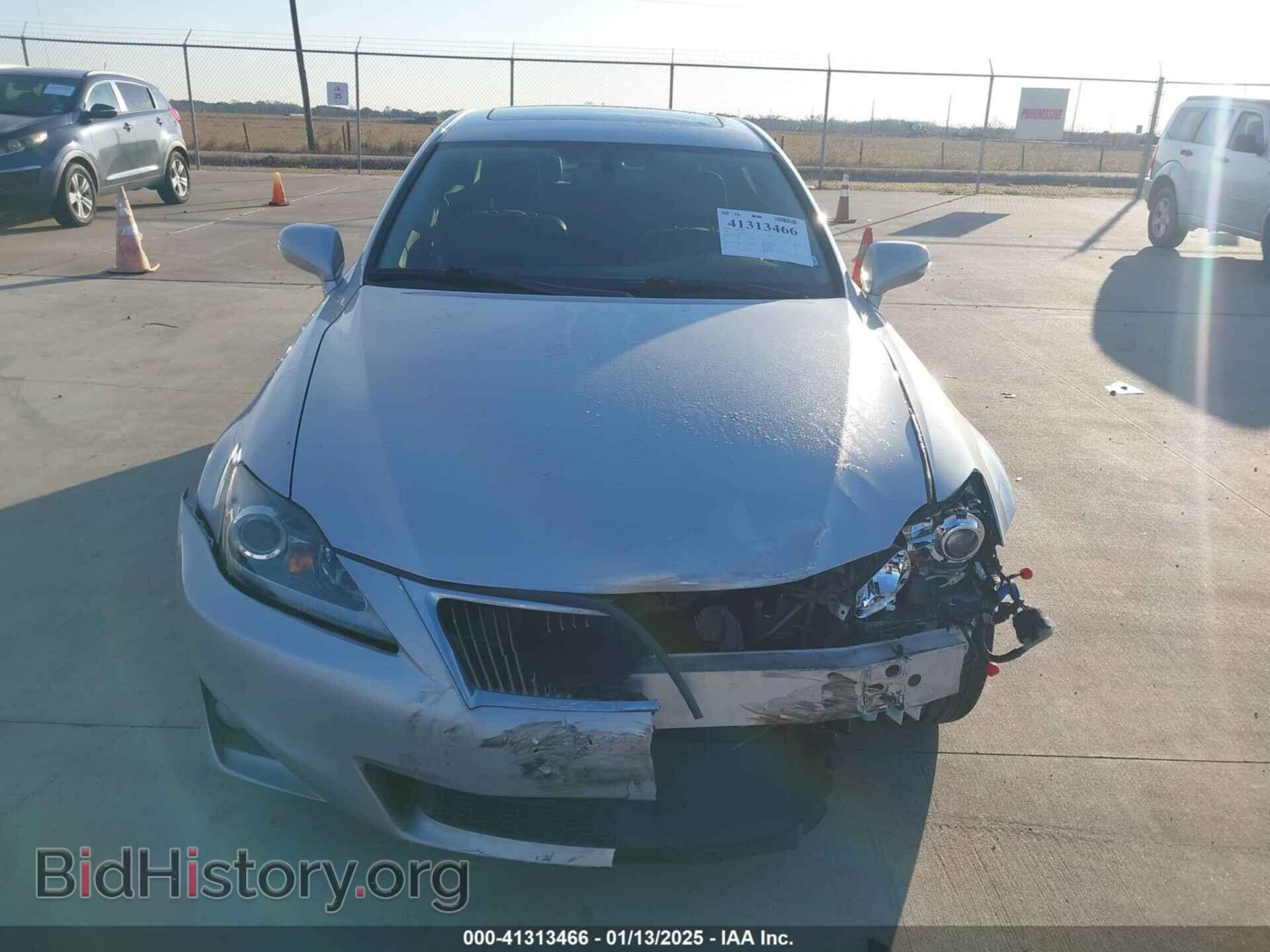 2011 LEXUS IS - VIN: JTHBF5C20B5151426 - Photo 11