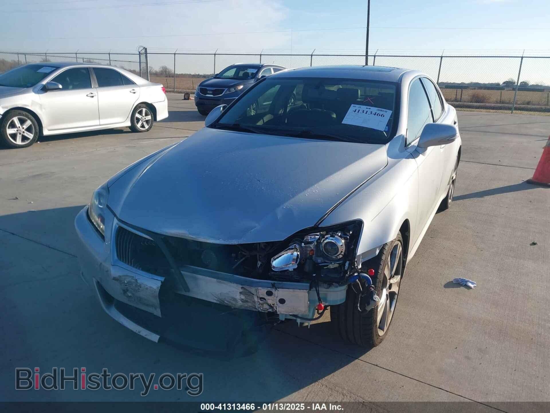 2011 LEXUS IS - VIN: JTHBF5C20B5151426 - Photo 6