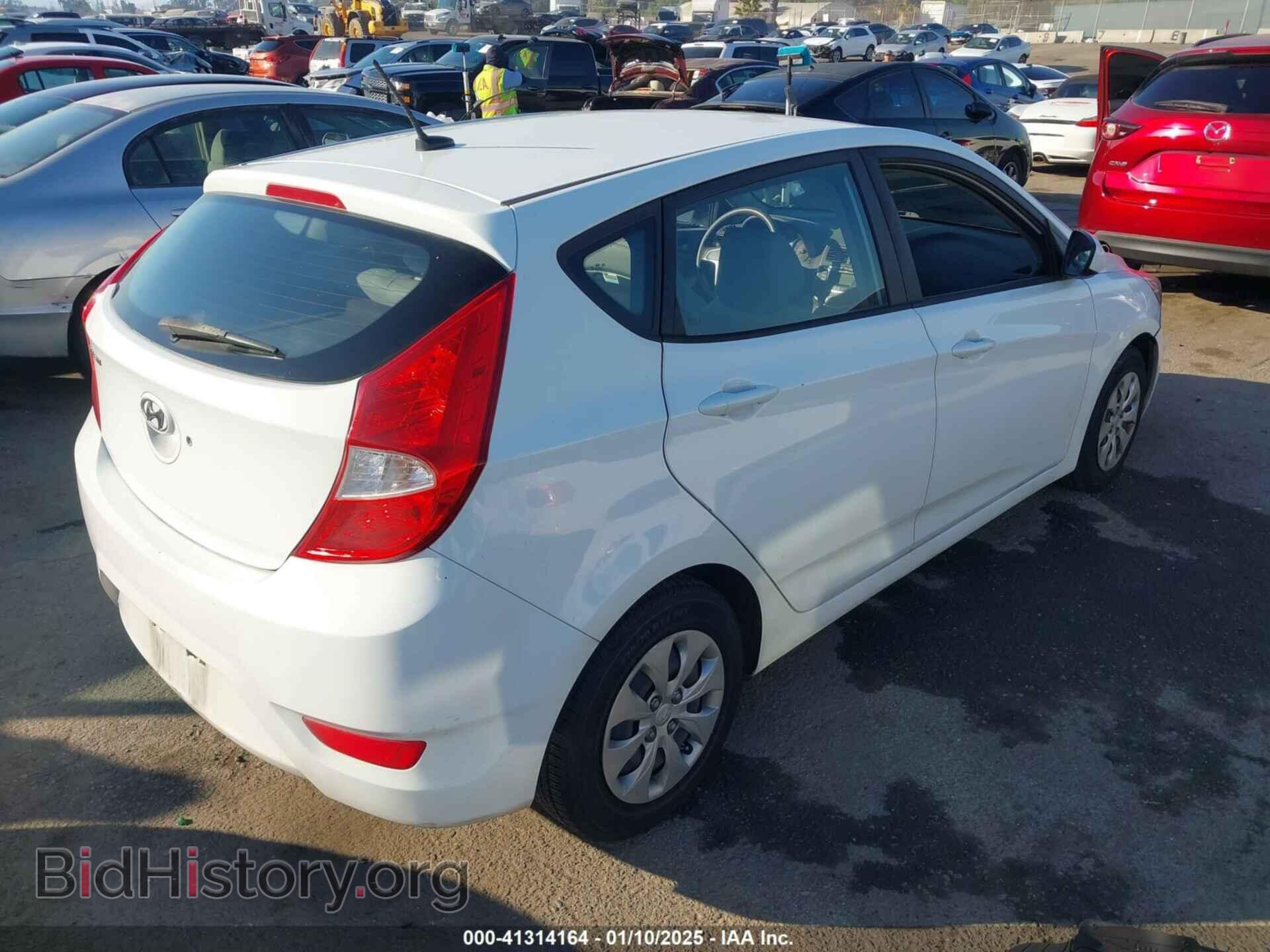 2017 HYUNDAI ACCENT - VIN: KMHCT5AE8HU342677 - Фото 4
