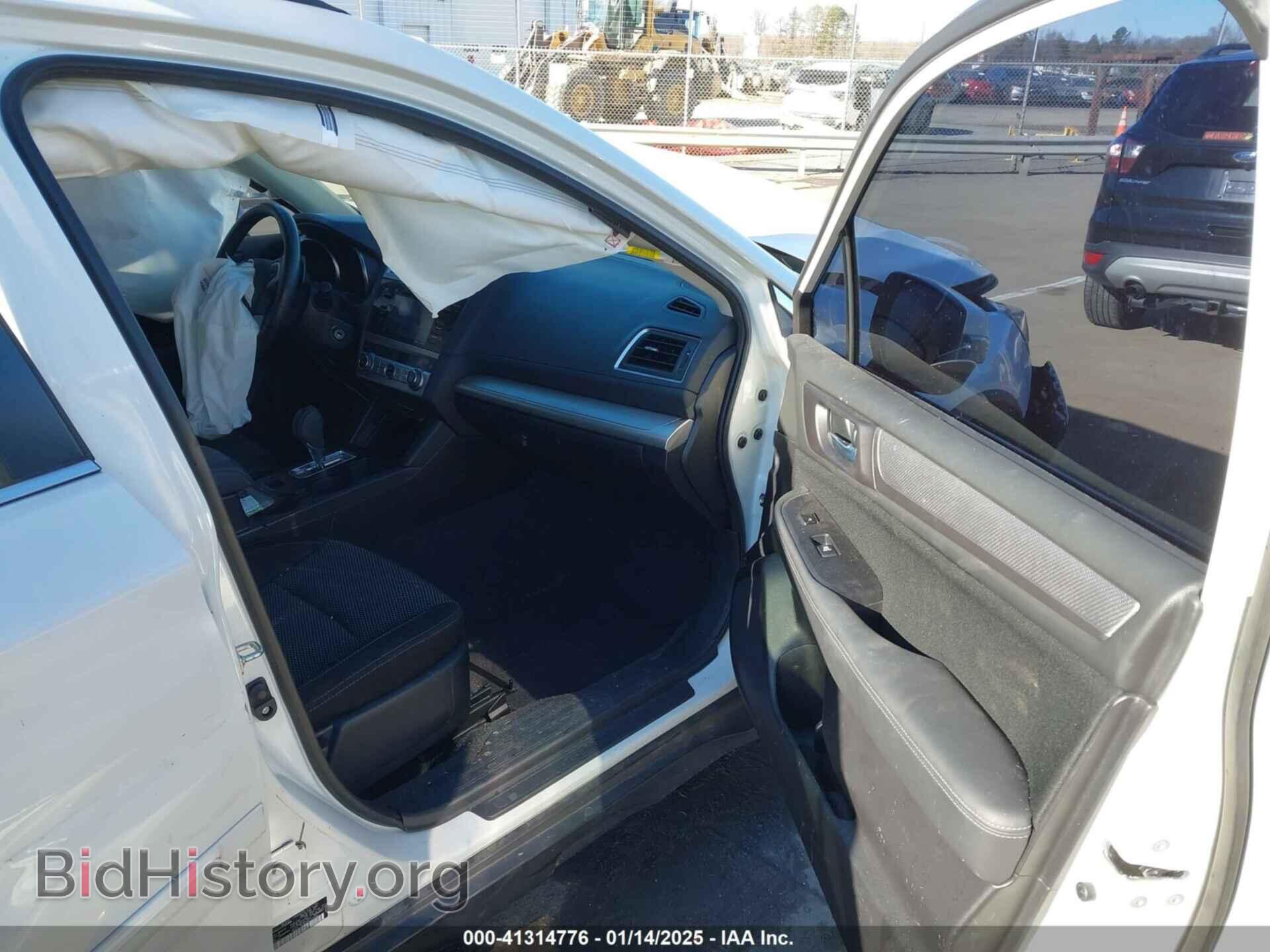 2017 SUBARU OUTBACK - VIN: 4S4BSAHC8H3223996 - Фото 5
