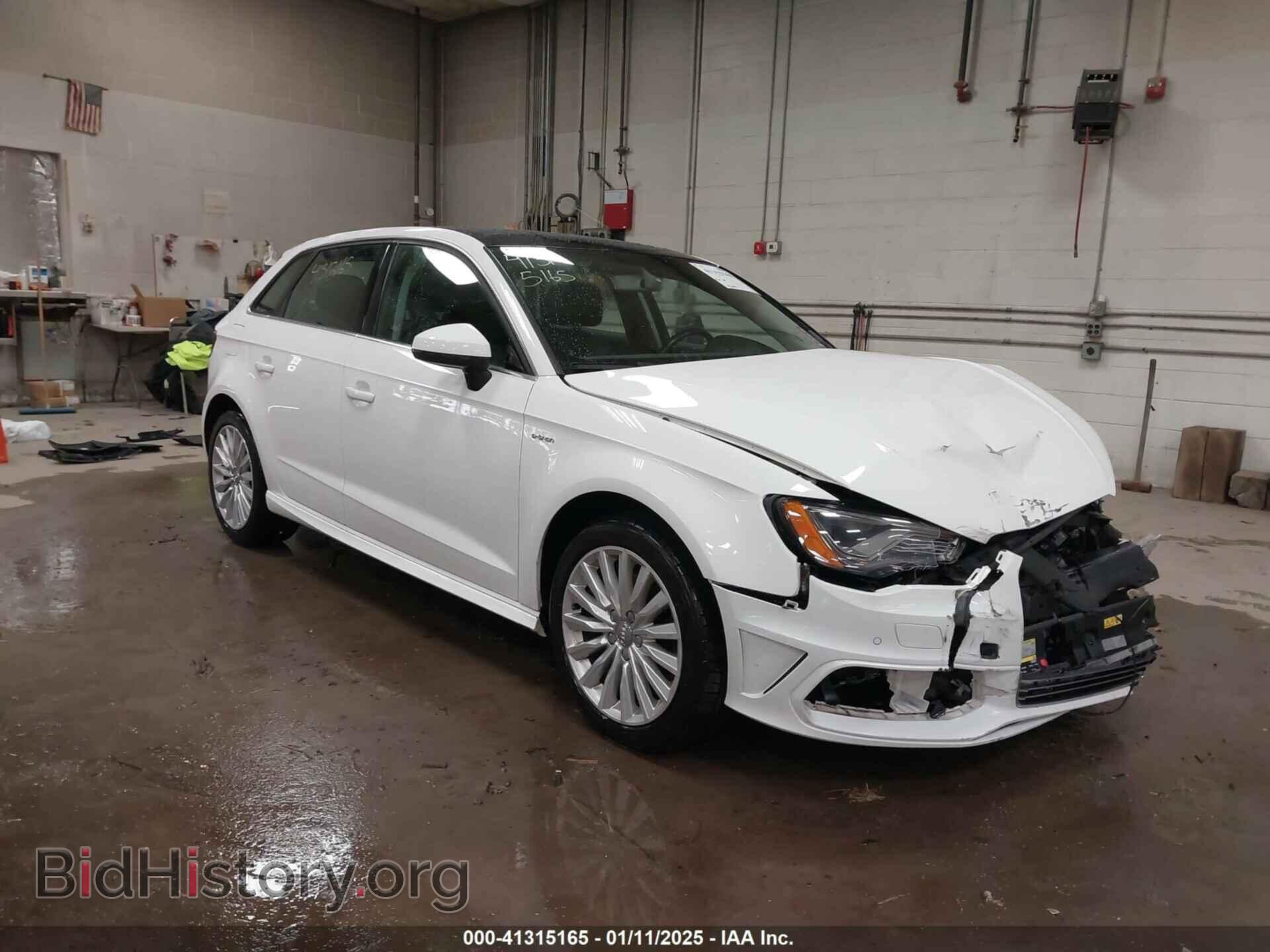Photo WAUTPBFF2GA100666 - AUDI A3 E-TRON 2016