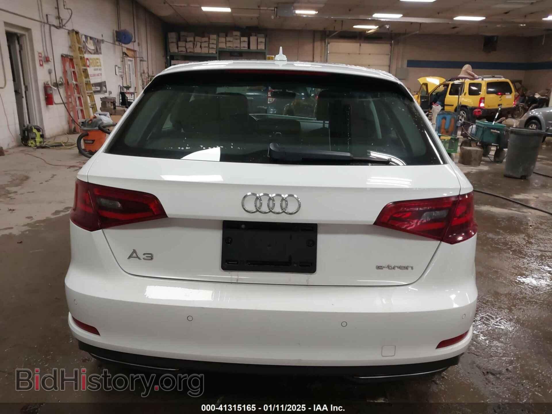 2016 AUDI A3 E-TRON - VIN: WAUTPBFF2GA100666 - Фото 17