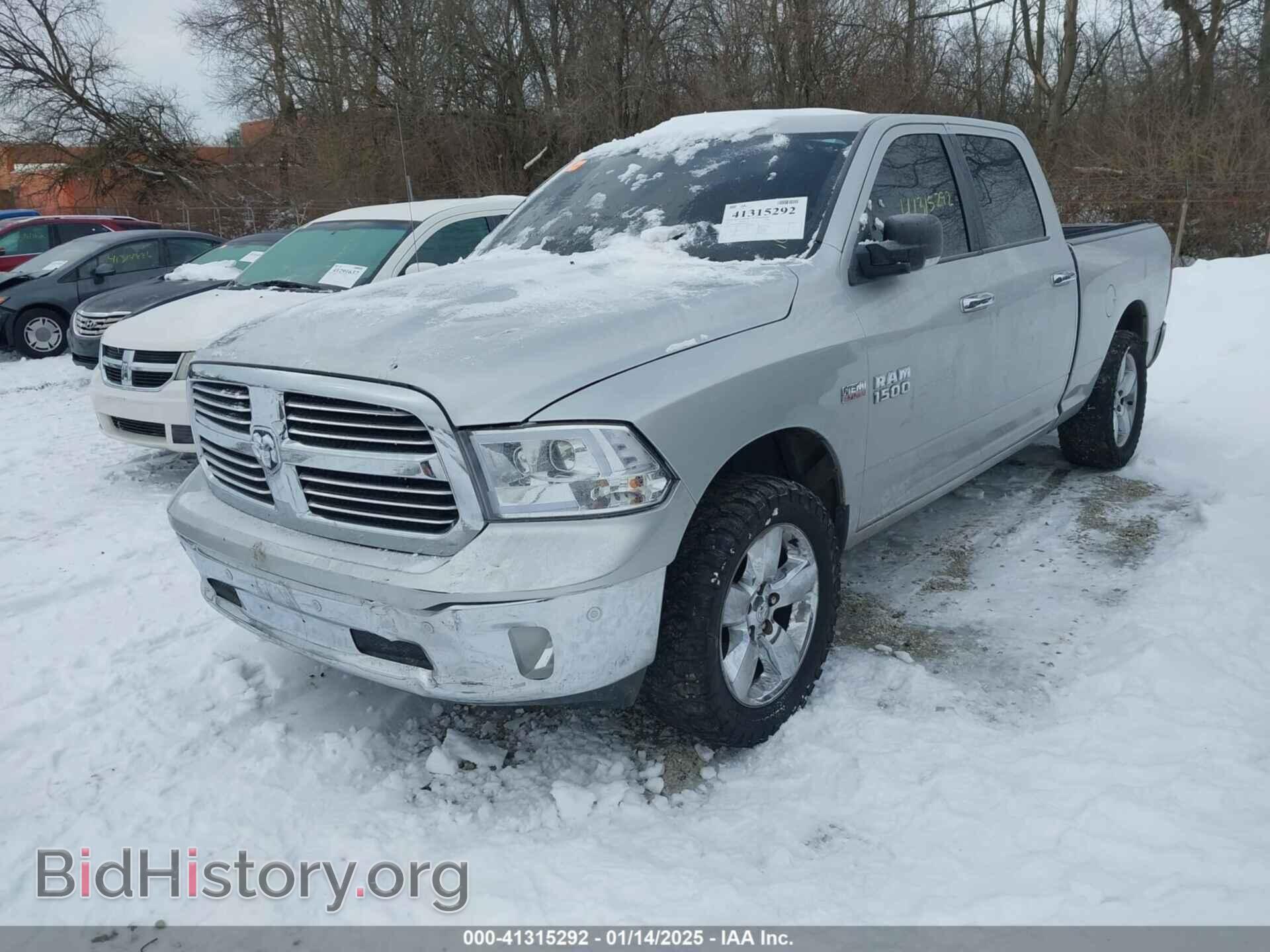 2017 RAM 1500 - VIN: 1C6RR7TT3HS776934 - Фото 2