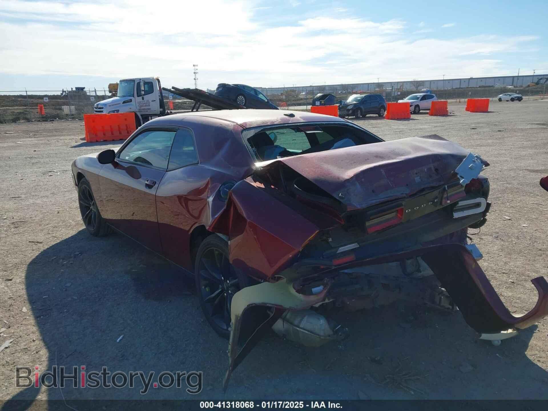 2018 DODGE CHALLENGER - VIN: 2C3CDZAG5JH276936 - Фото 3
