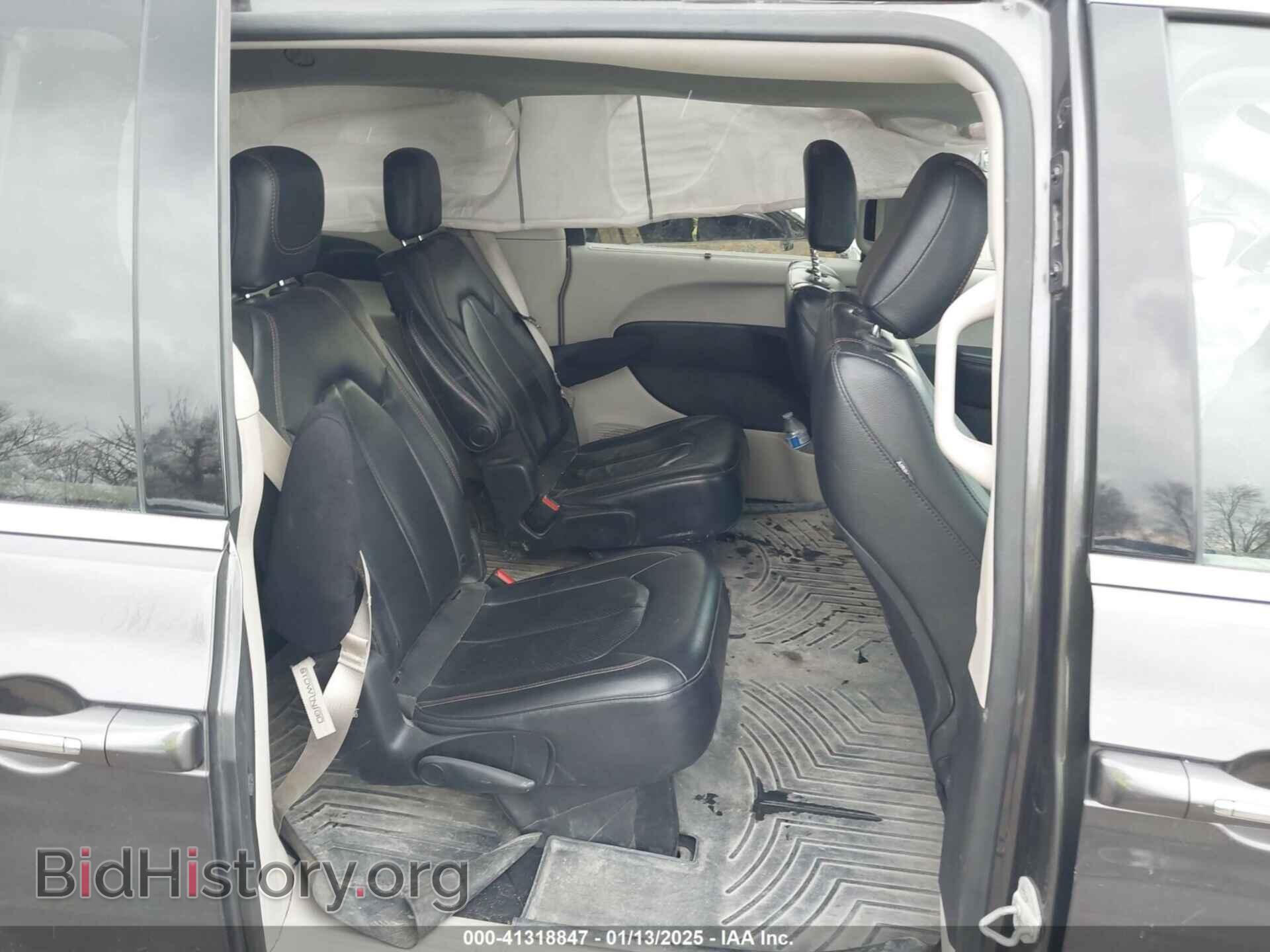 2019 CHRYSLER PACIFICA - VIN: 2C4RC1BG2KR650603 - Фото 8