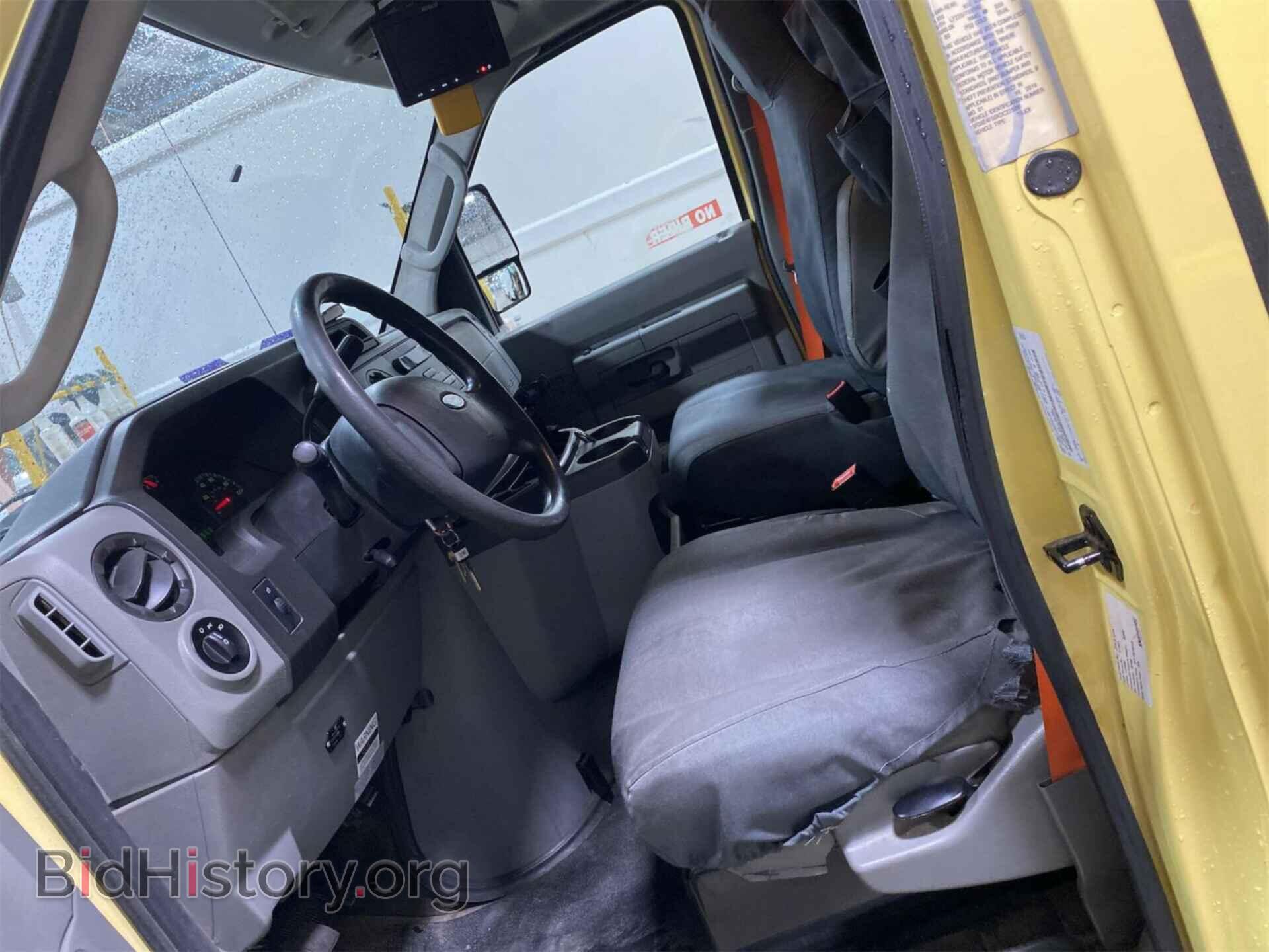 2019 FORD ECONOLINE - VIN: 1FDXE4FS0KDC22528 - Фото 2