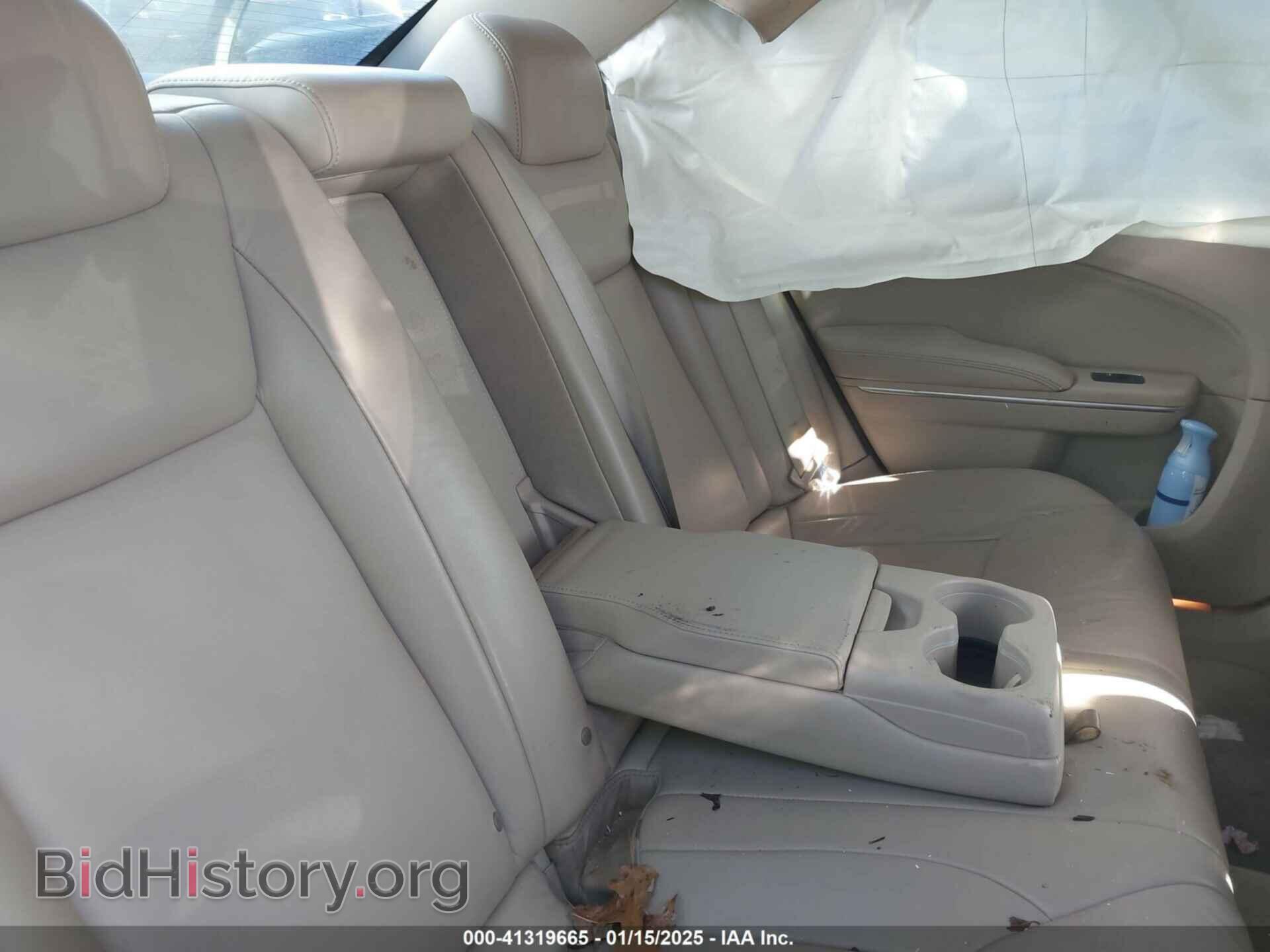 2013 CHRYSLER 300 - VIN: 2C3CCAAG0DH657568 - Фото 8