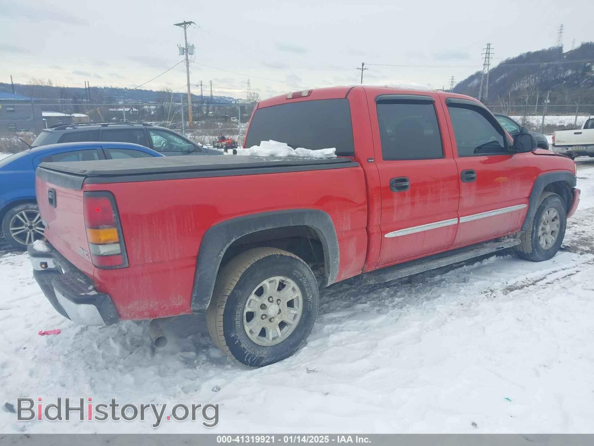 2005 GMC SIERRA 1500 - VIN: 2GTEK13TX51137809 - Фото 4