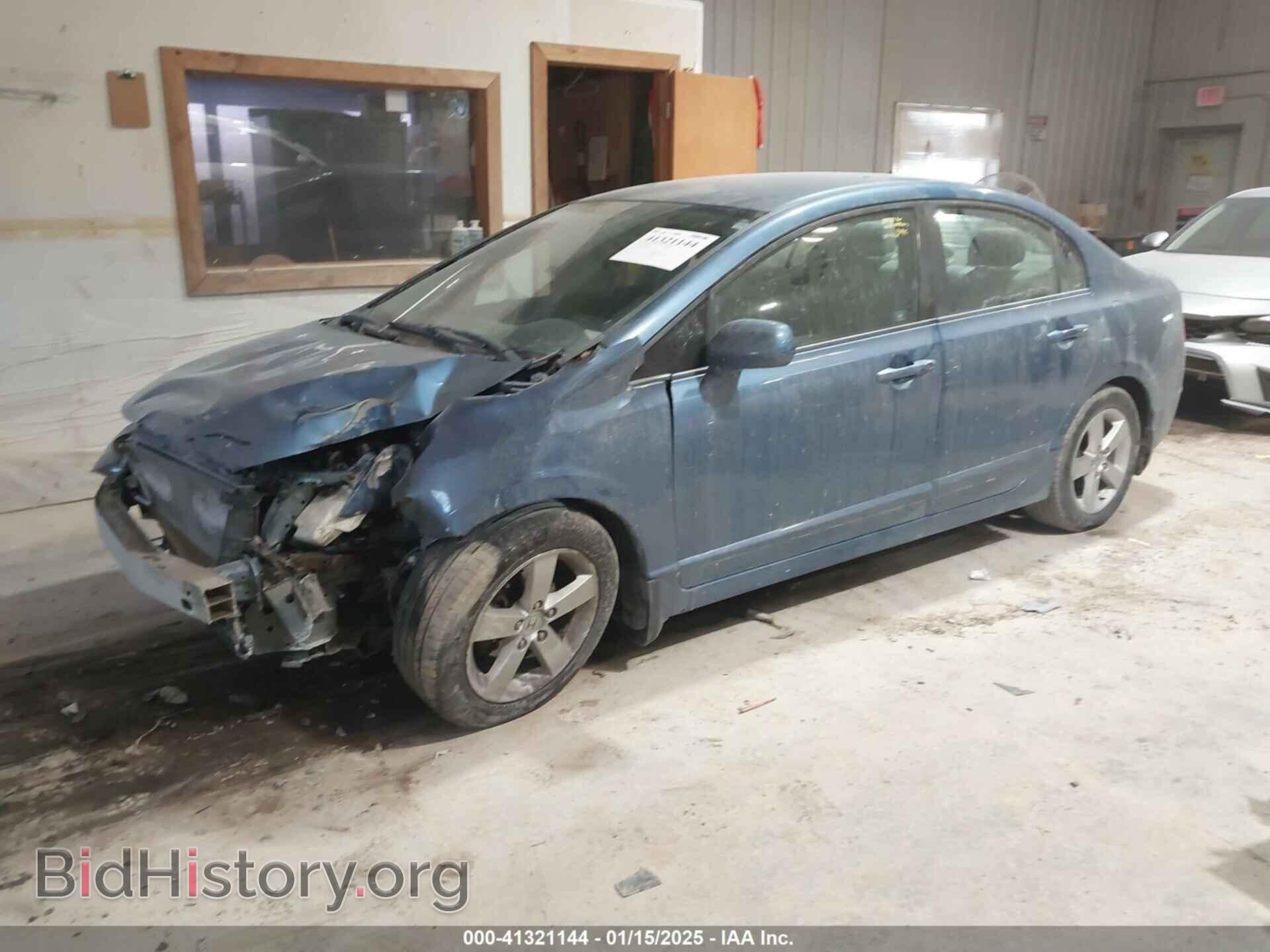 2011 HONDA CIVIC - VIN: 19XFA1F51BE046768 - Фото 2