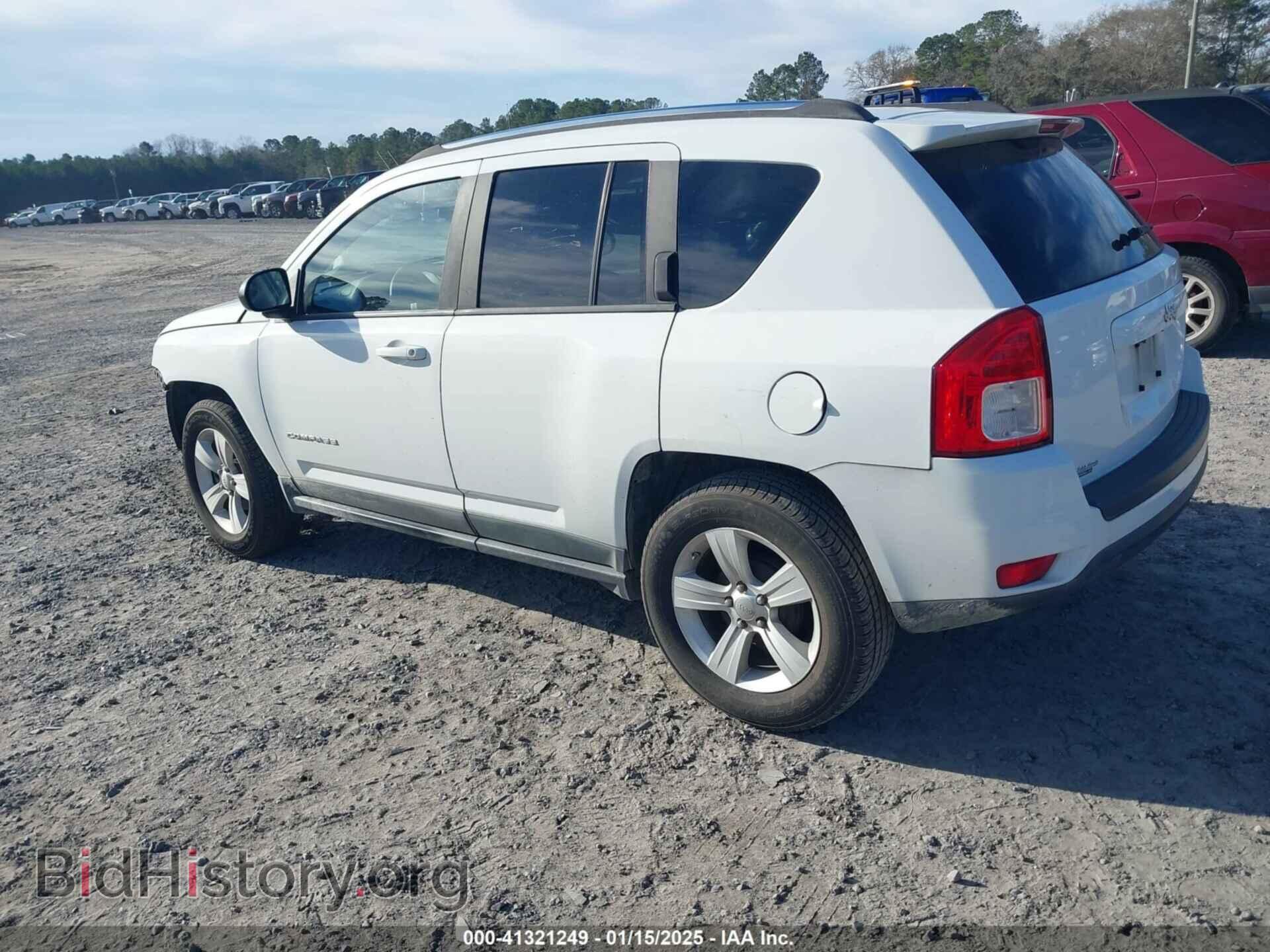 2011 JEEP COMPASS - VIN: 1J4NT1FB7BD172639 - Photo 3