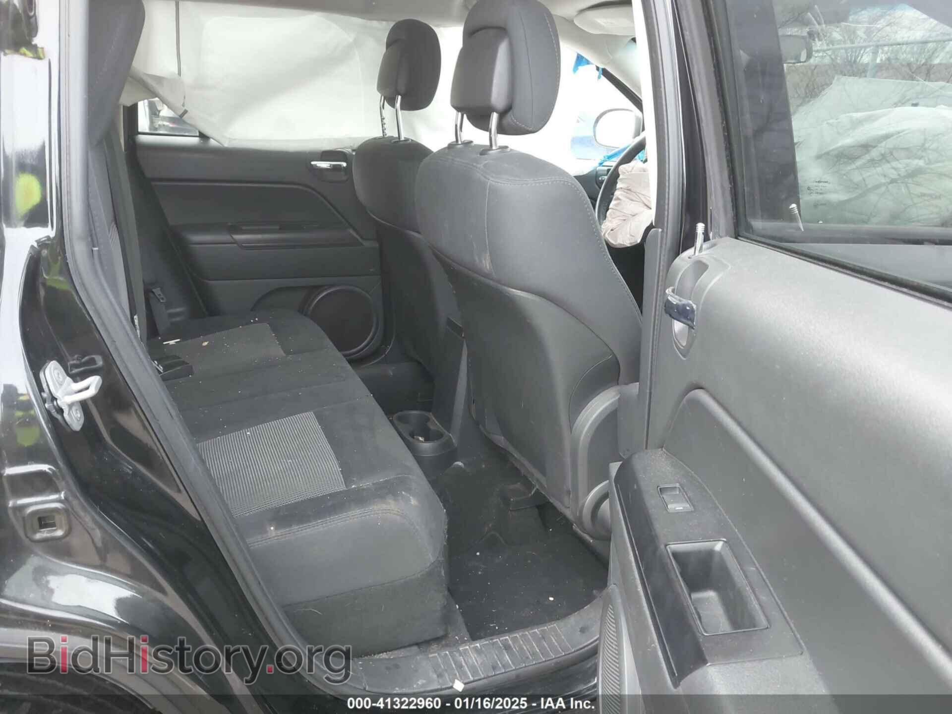 2011 JEEP COMPASS - VIN: 1J4NF1FBXBD135267 - Photo 8