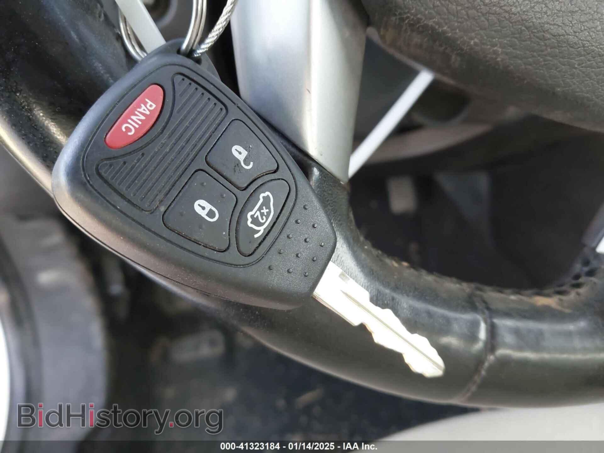 2011 CHRYSLER 200 - VIN: 1C3BC1FB2BN623578 - Фото 11