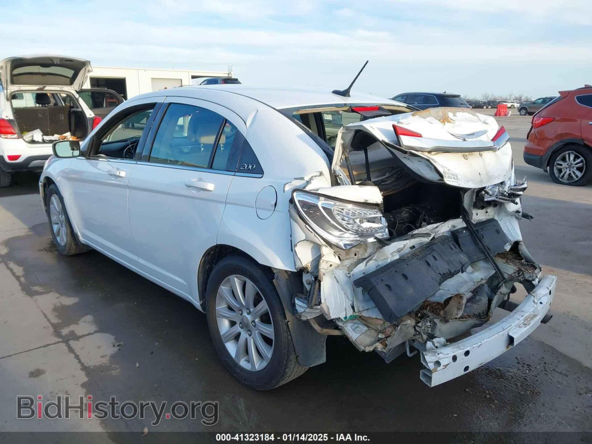 2011 CHRYSLER 200 - VIN: 1C3BC1FB2BN623578 - Фото 3