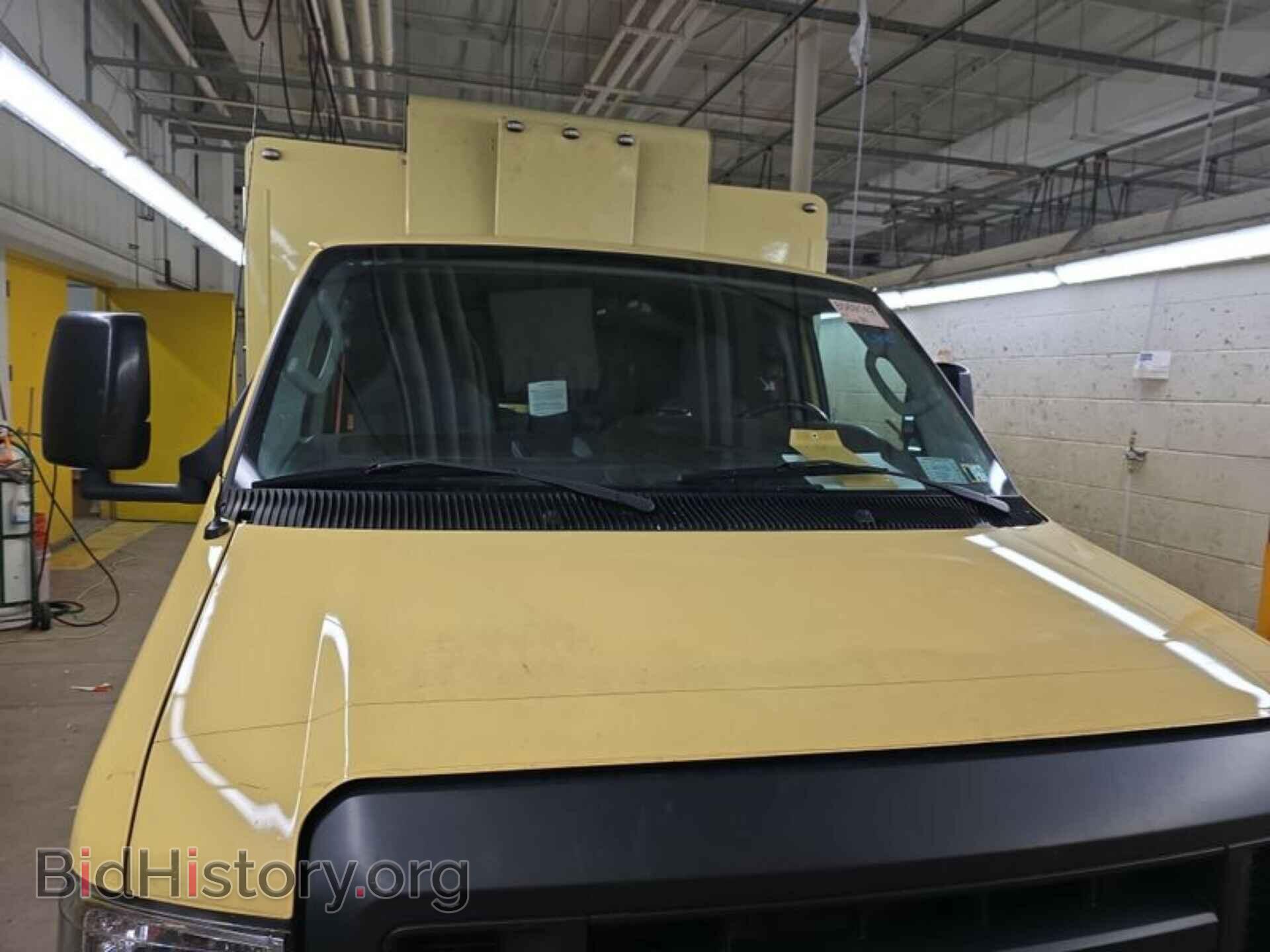 2019 FORD ECONOLINE - VIN: 1FDXE4FS5KDC57727 - Фото 2