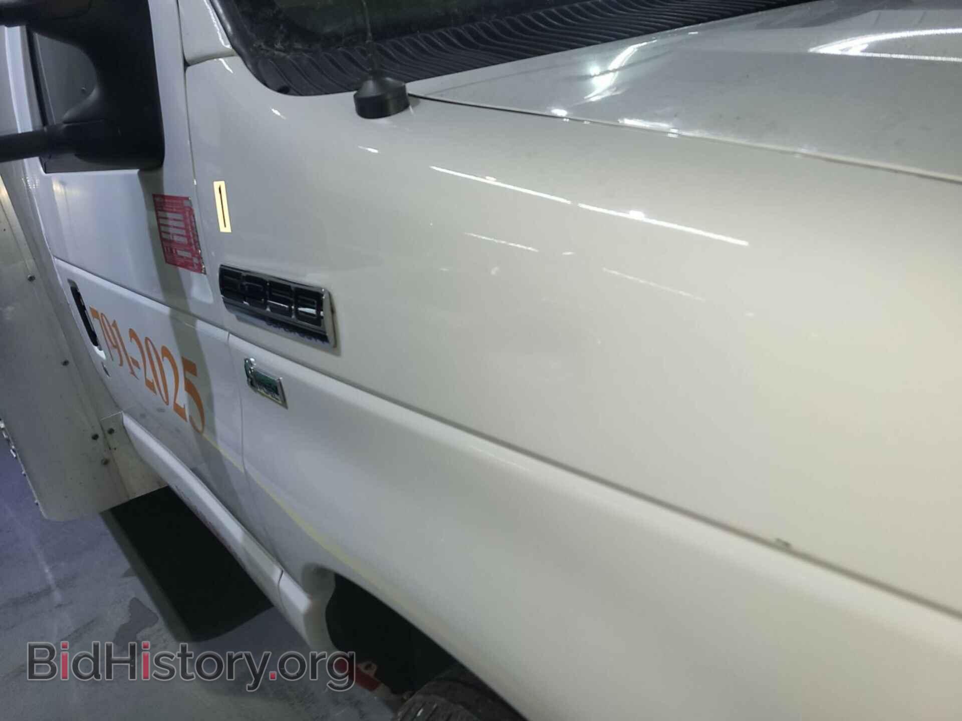 2014 FORD ECONOLINE - VIN: 1FDWE3FL8EDB09882 - Фото 28