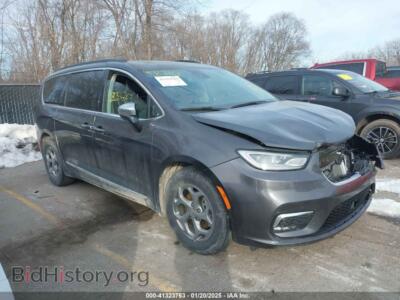 2023 Chrysler PACIFICA Limited, серый — VIN 2C4RC1GG8PR573560, IAAI