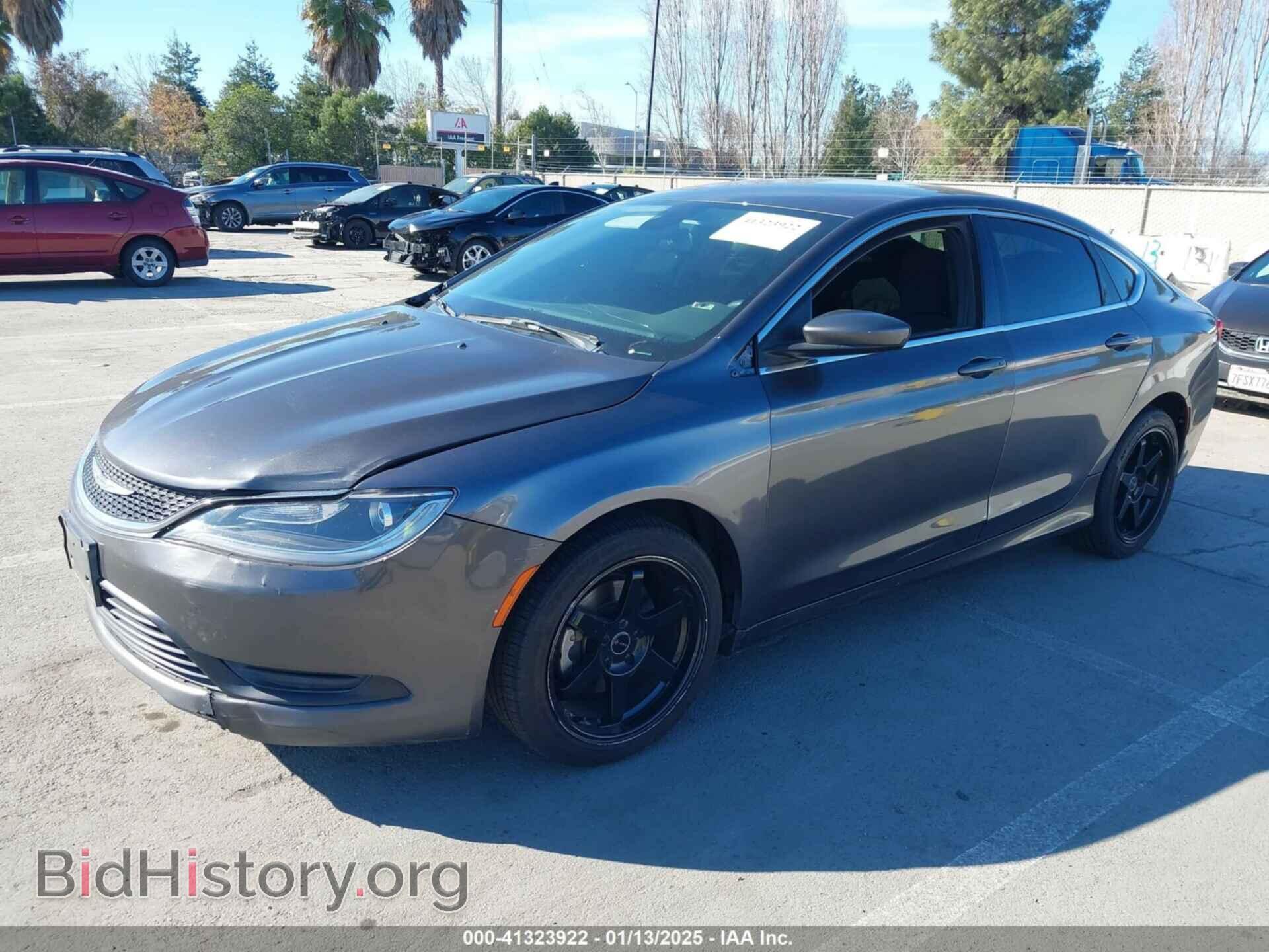 2016 CHRYSLER 200 - VIN: 1C3CCCFBXGN100798 - Фото 2