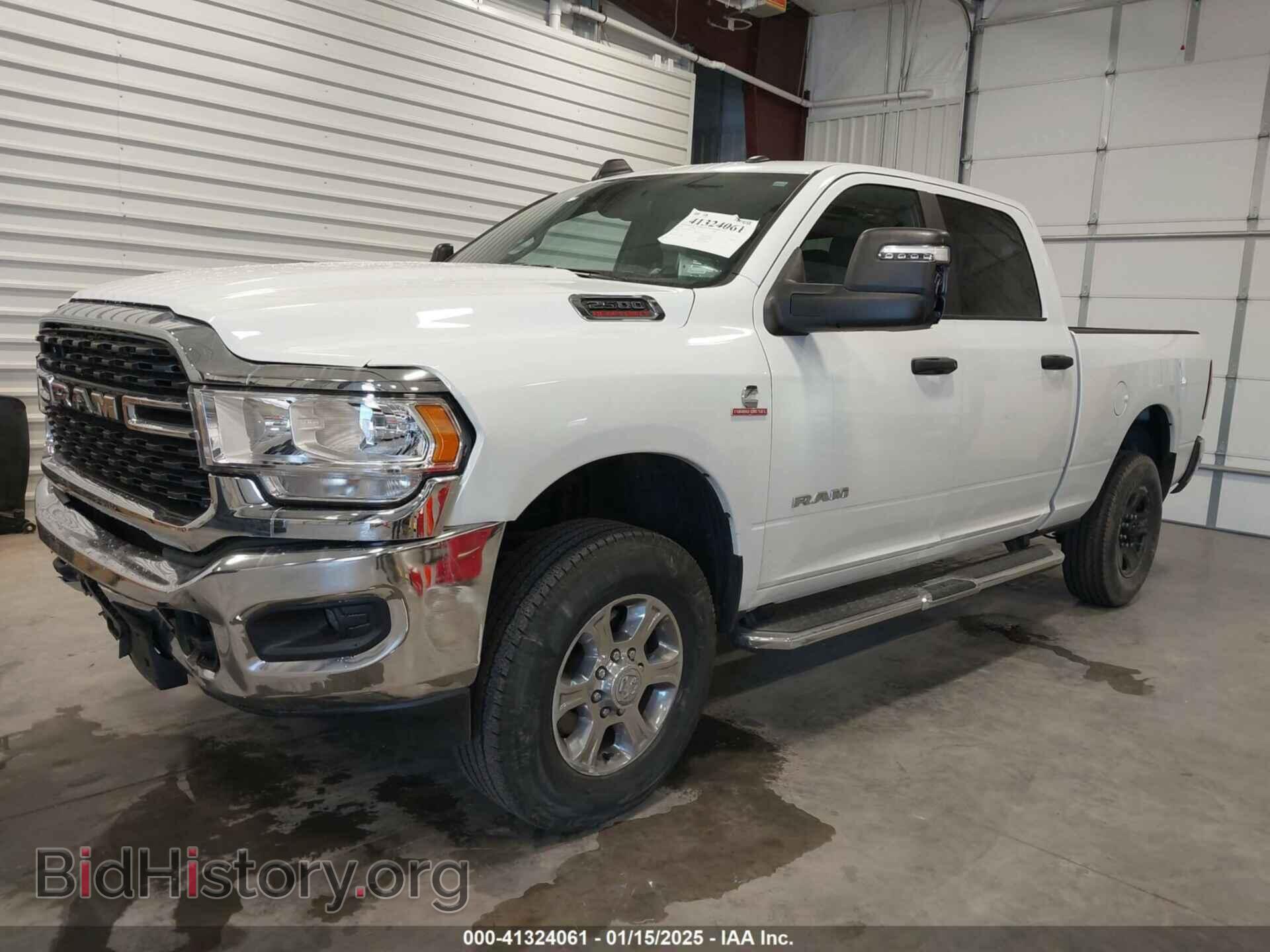 2024 RAM 2500 - VIN: 3C6UR5DL9RG340353 - Фото 2