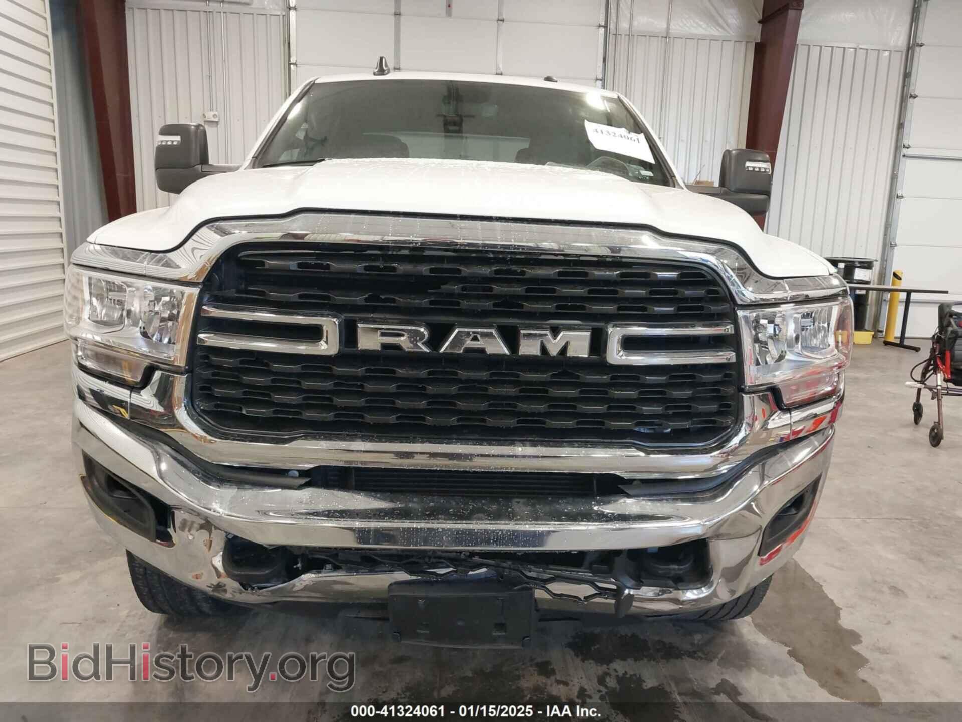 2024 RAM 2500 - VIN: 3C6UR5DL9RG340353 - Фото 12