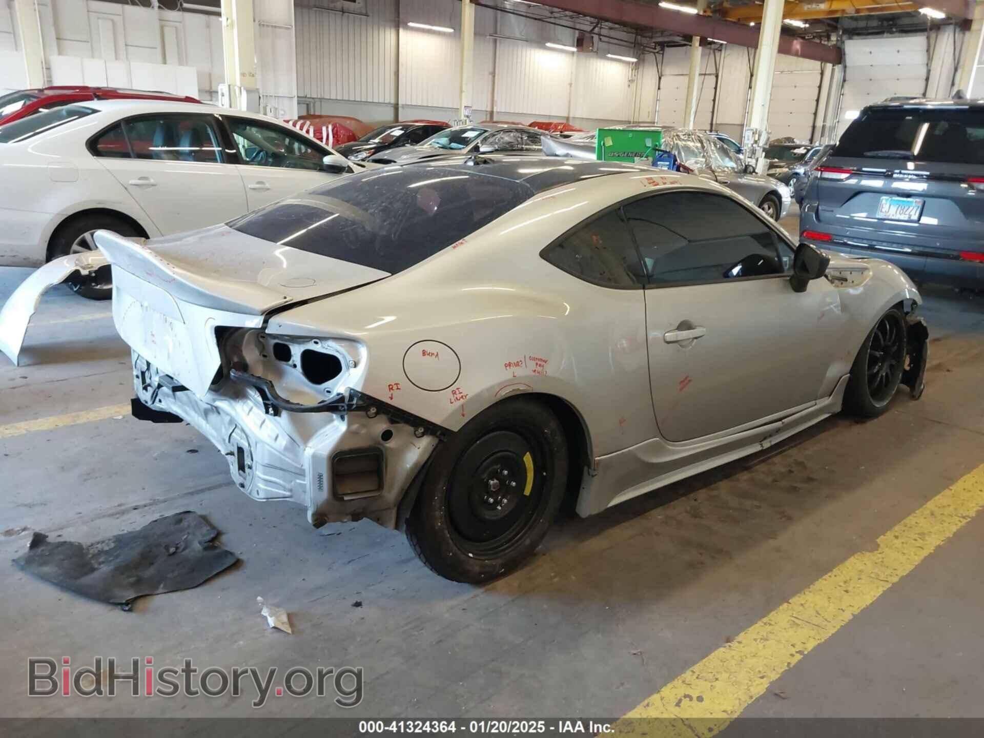 2013 SUBARU BRZ - VIN: JF1ZCAC19D1606010 - Фото 4