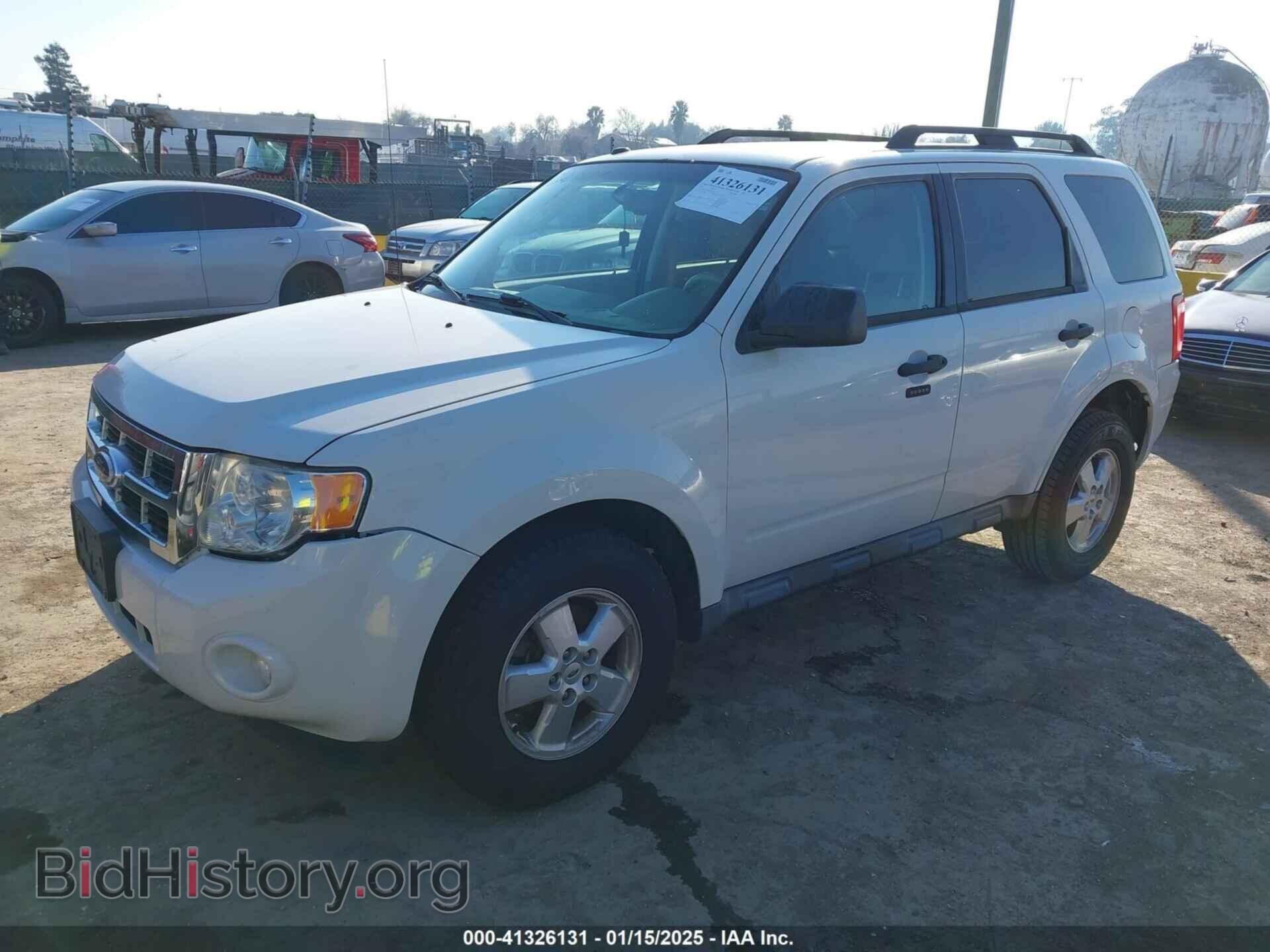 2010 FORD ESCAPE - VIN: 1FMCU9D75AKC04212 - Фото 2