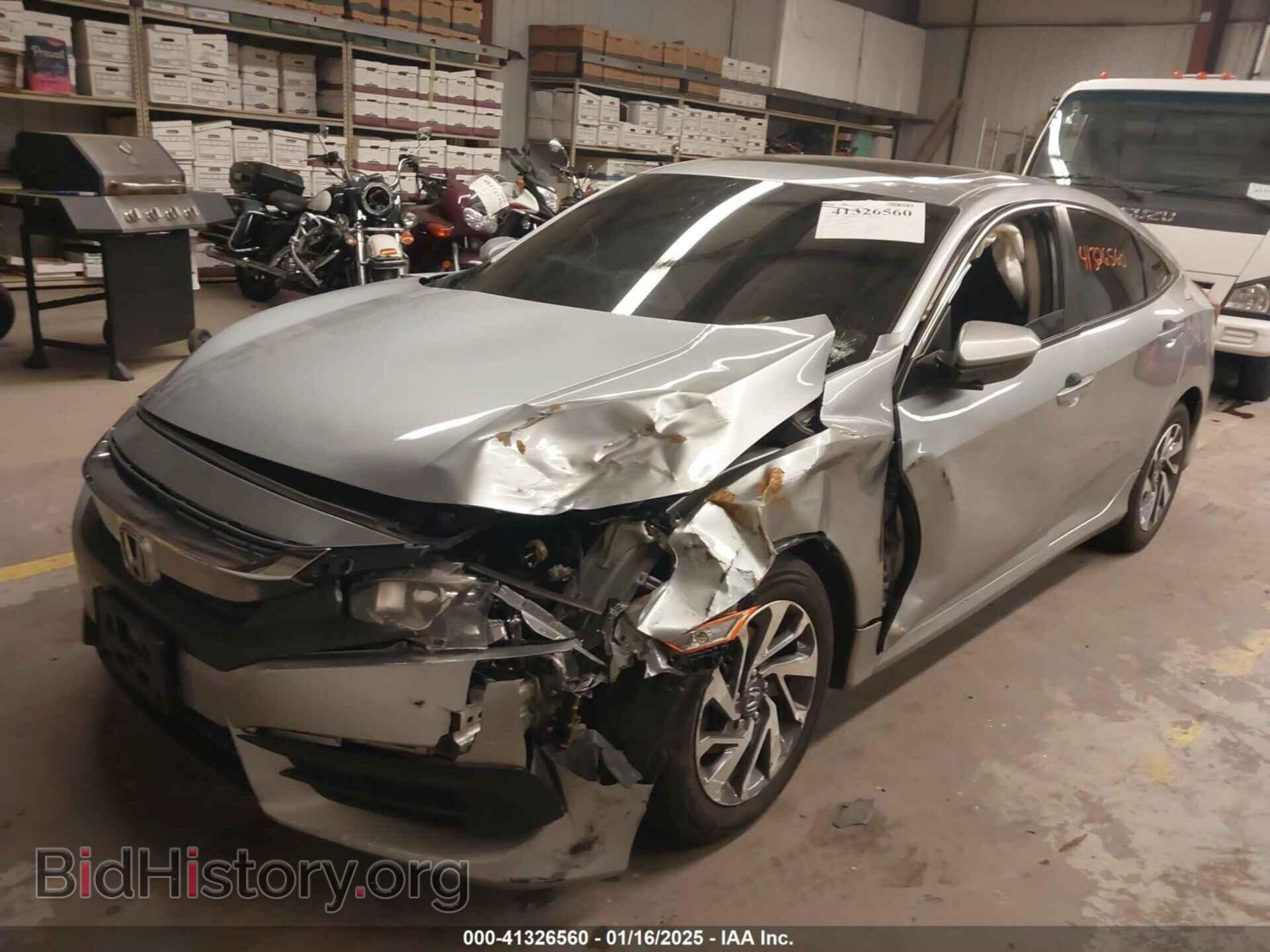 2017 HONDA CIVIC - VIN: 19XFC2F74HE232587 - Фото 2