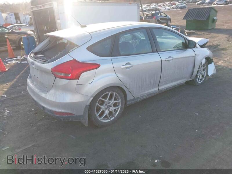 2015 Ford FOCUS (VIN 1FADP3K21FL386597) — фото 4 из 16