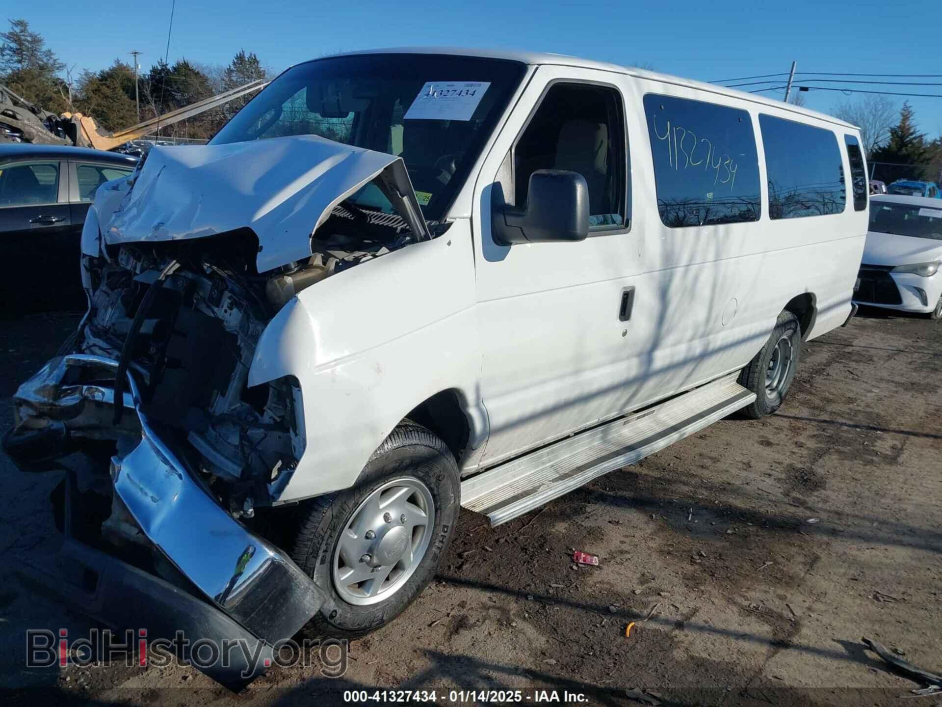2010 FORD ECONOLINE - VIN: 1FBSS3BLXADA00923 - Фото 2