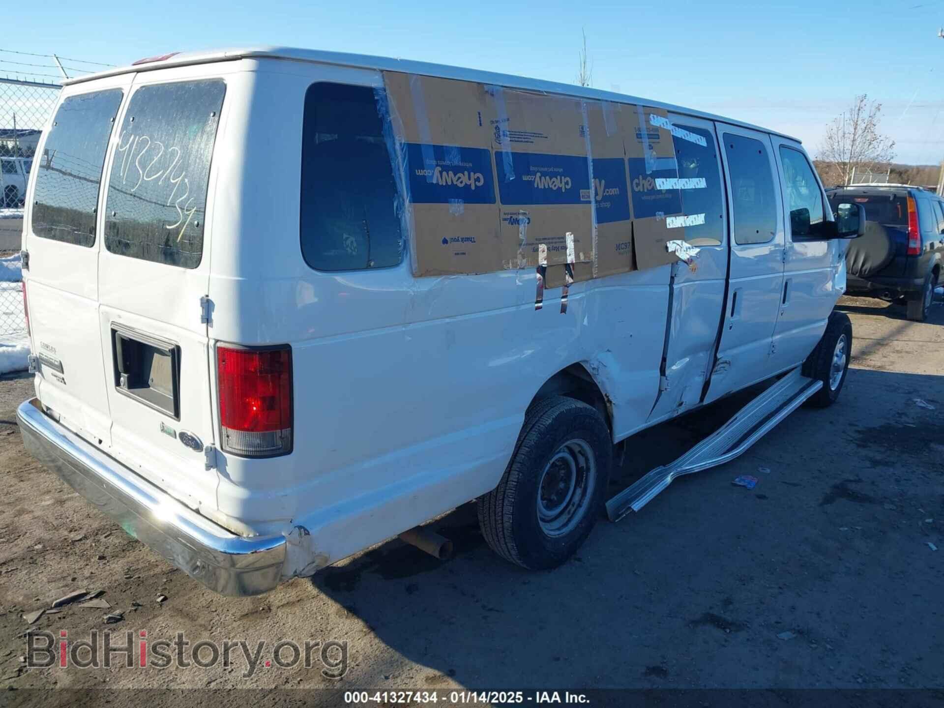 2010 FORD ECONOLINE - VIN: 1FBSS3BLXADA00923 - Фото 4