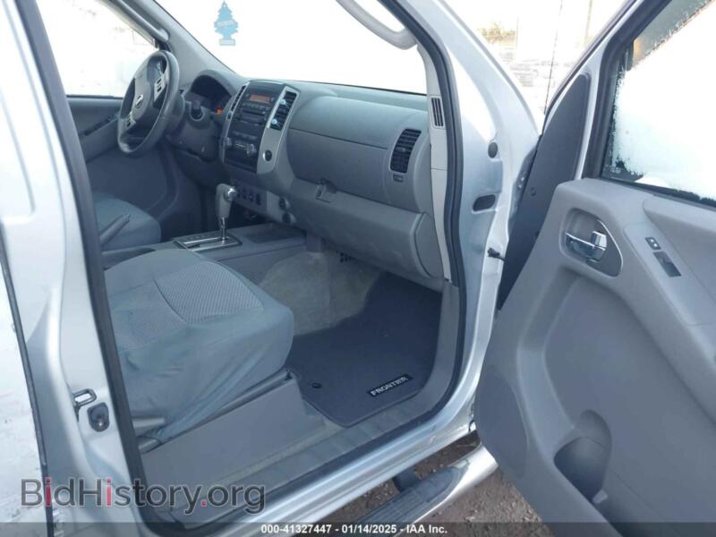 2011 Nissan FRONTIER (VIN 1N6AD0EV1BC451627) — photo 5 of 16