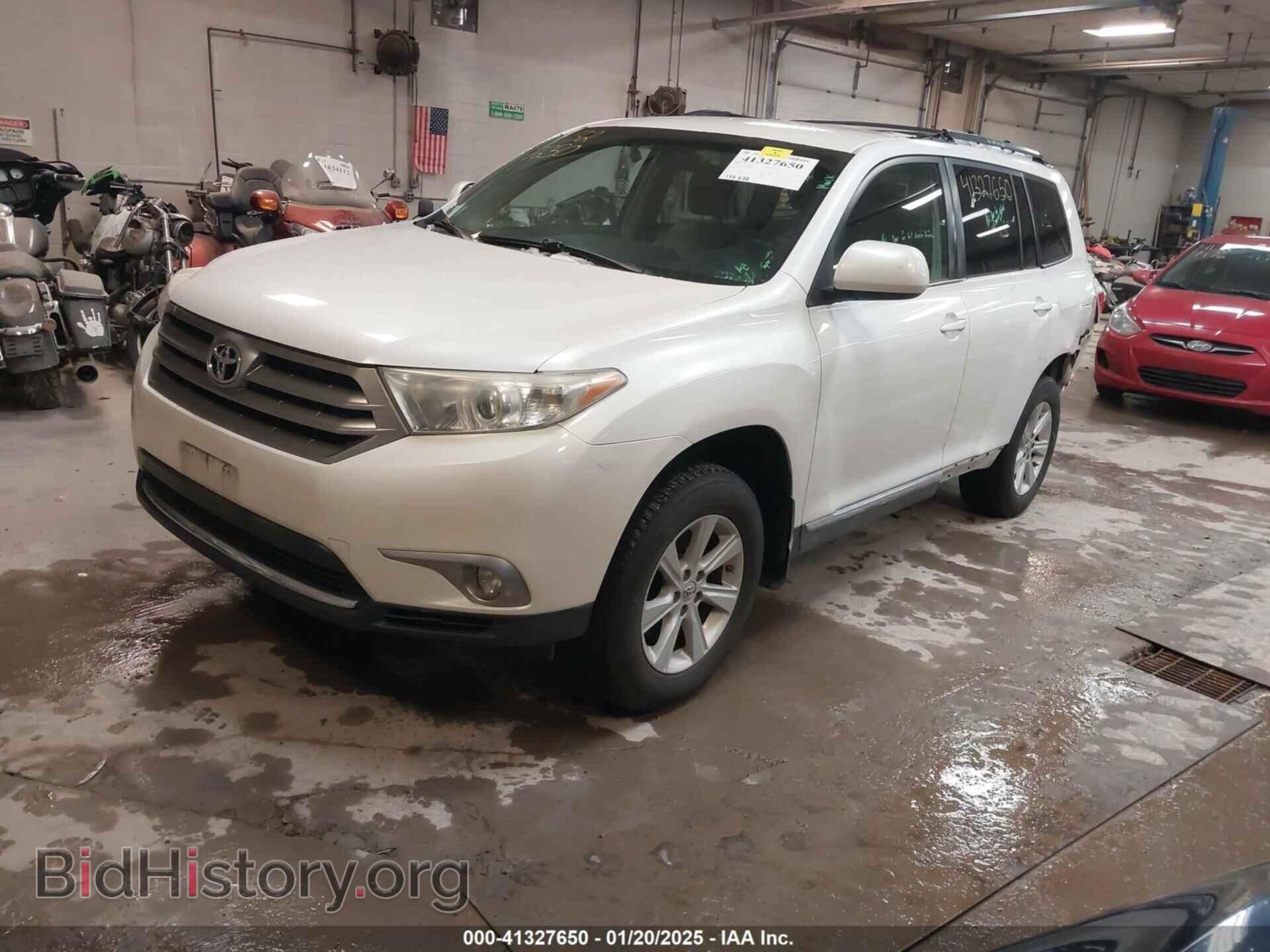 2013 TOYOTA HIGHLANDER - VIN: 5TDBK3EH4DS190035 - Фото 2
