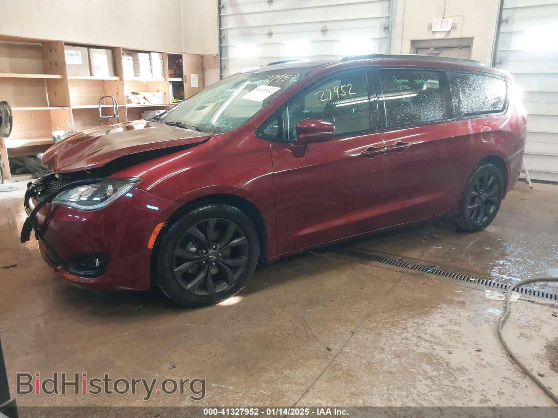 2019 CHRYSLER PACIFICA - VIN: 2C4RC1GG6KR748896 - Фото 2
