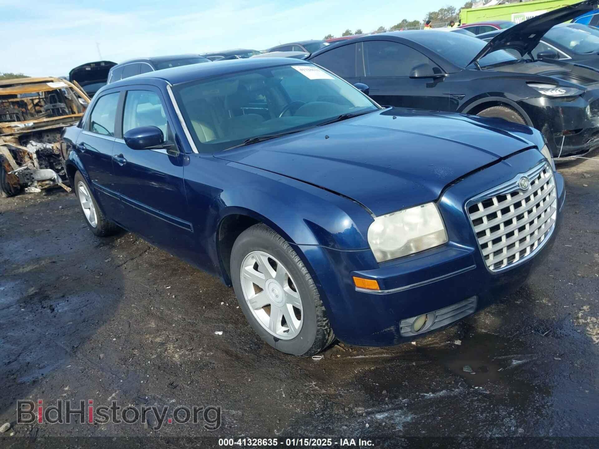 Photo 2C3JA53GX5H174432 - CHRYSLER 300 2005