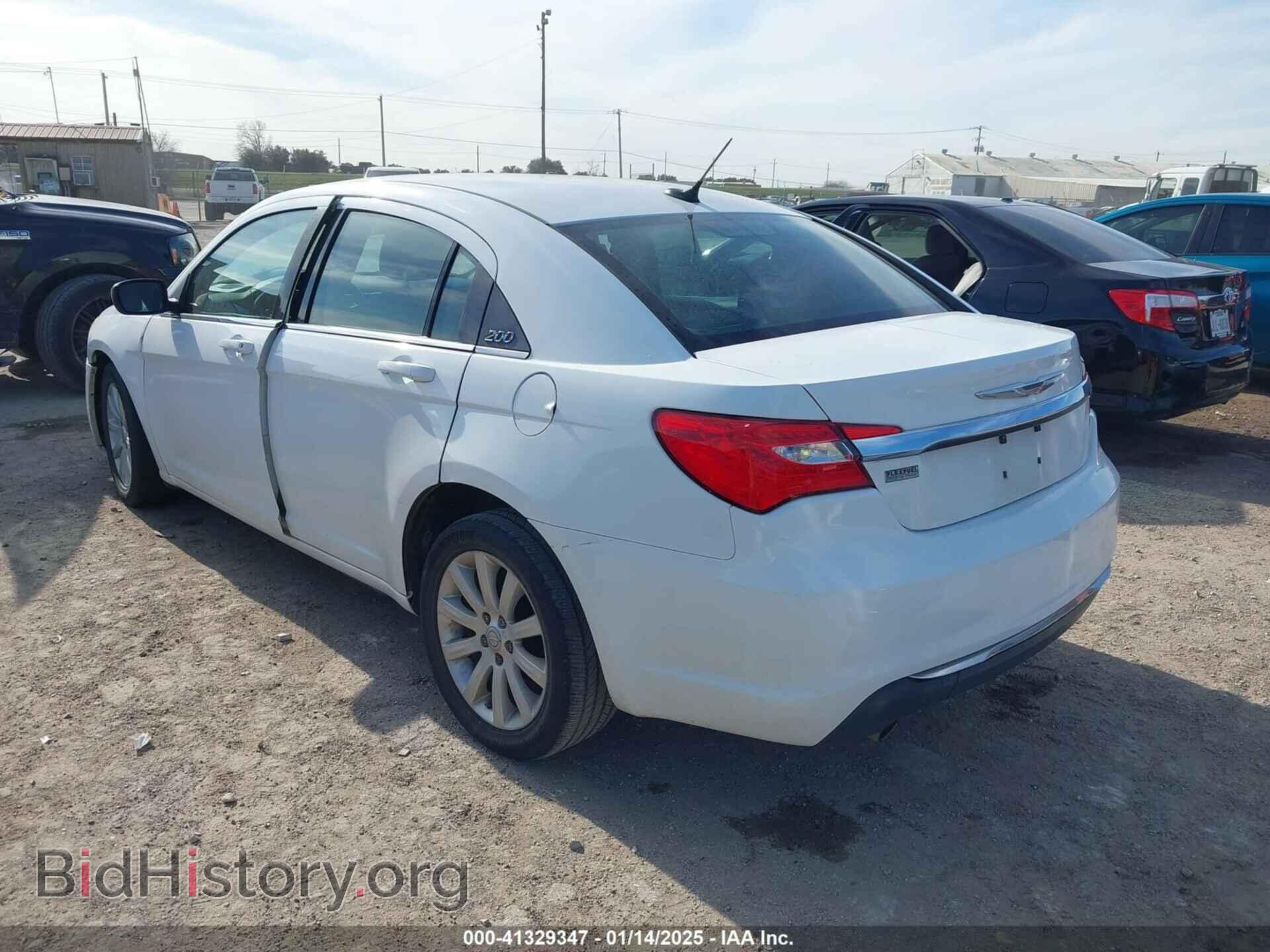 2013 CHRYSLER 200 - VIN: 1C3CCBBGXDN607904 - Фото 3