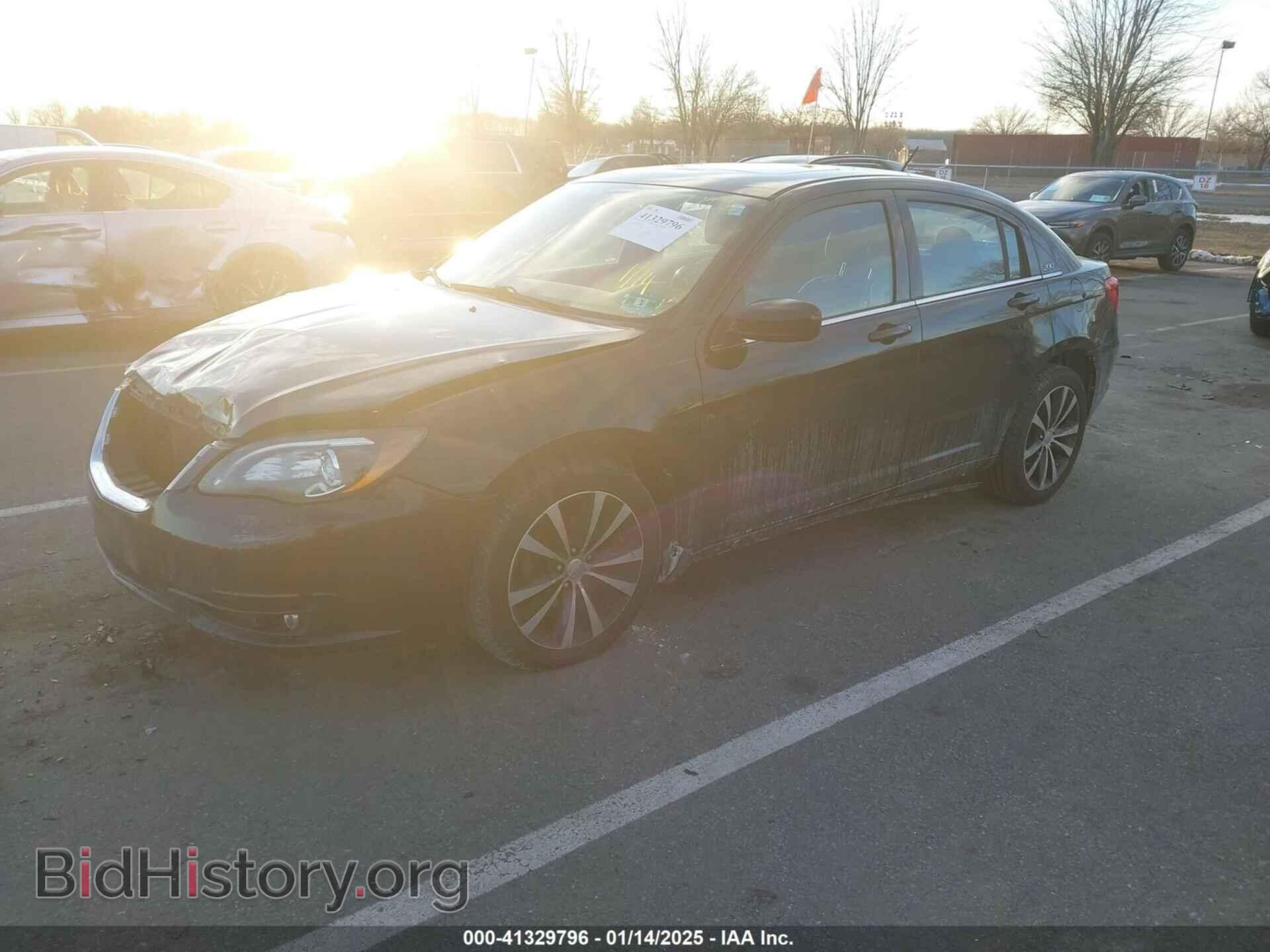 2013 CHRYSLER 200 - VIN: 1C3CCBBB5DN542142 - Фото 2