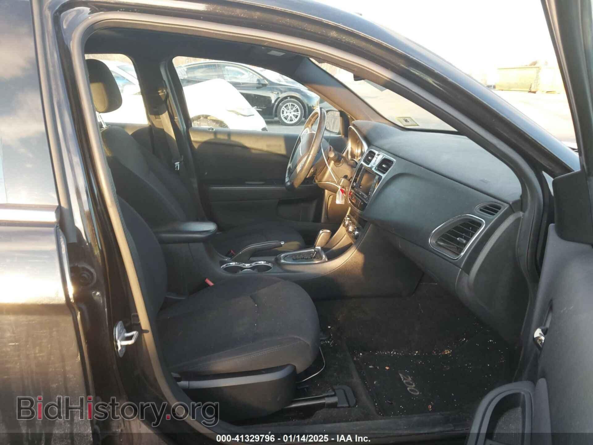 2013 CHRYSLER 200 - VIN: 1C3CCBBB5DN542142 - Фото 5