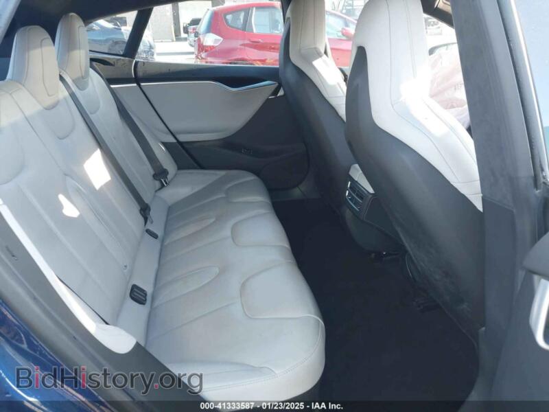 2016 Tesla MODEL S (VIN 5YJSA1E23GF131831) — фото 8 из 17