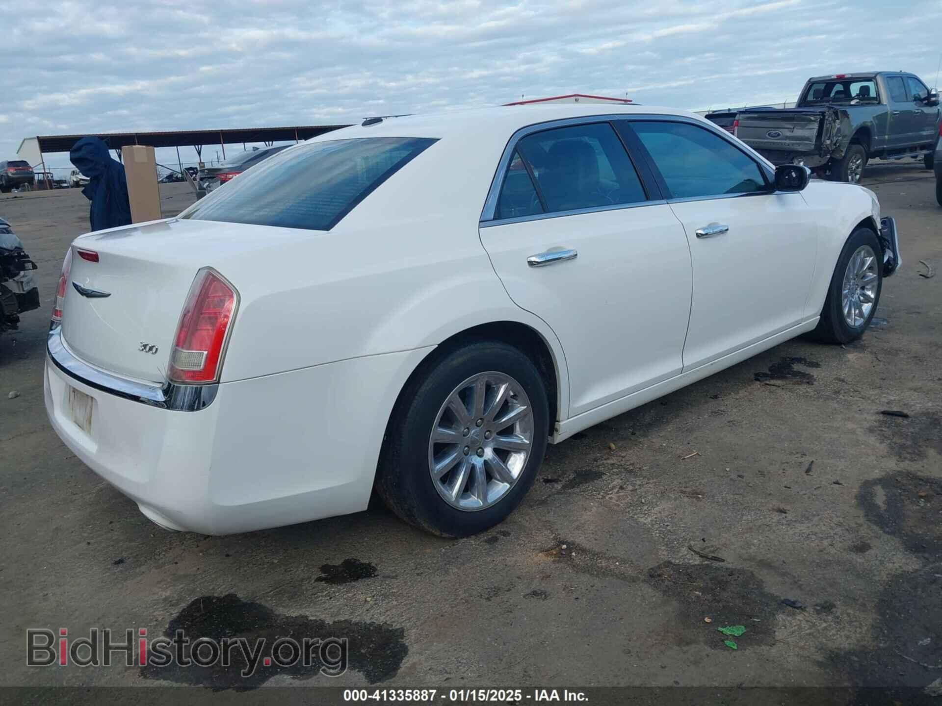 2012 CHRYSLER 300 - VIN: 2C3CCACG1CH249656 - Фото 4