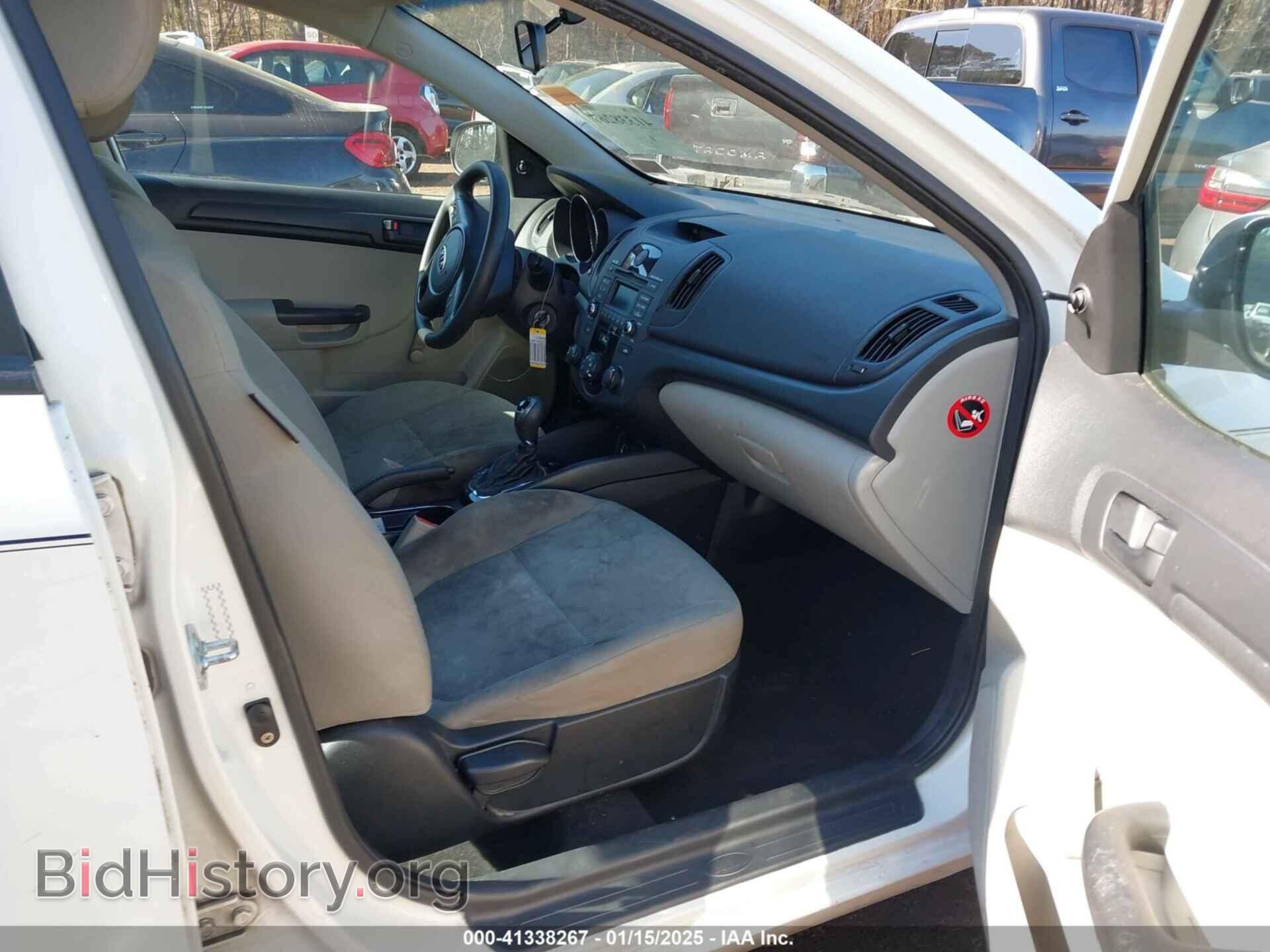 2013 KIA FORTE - VIN: KNAFT4A26D5646979 - Фото 5