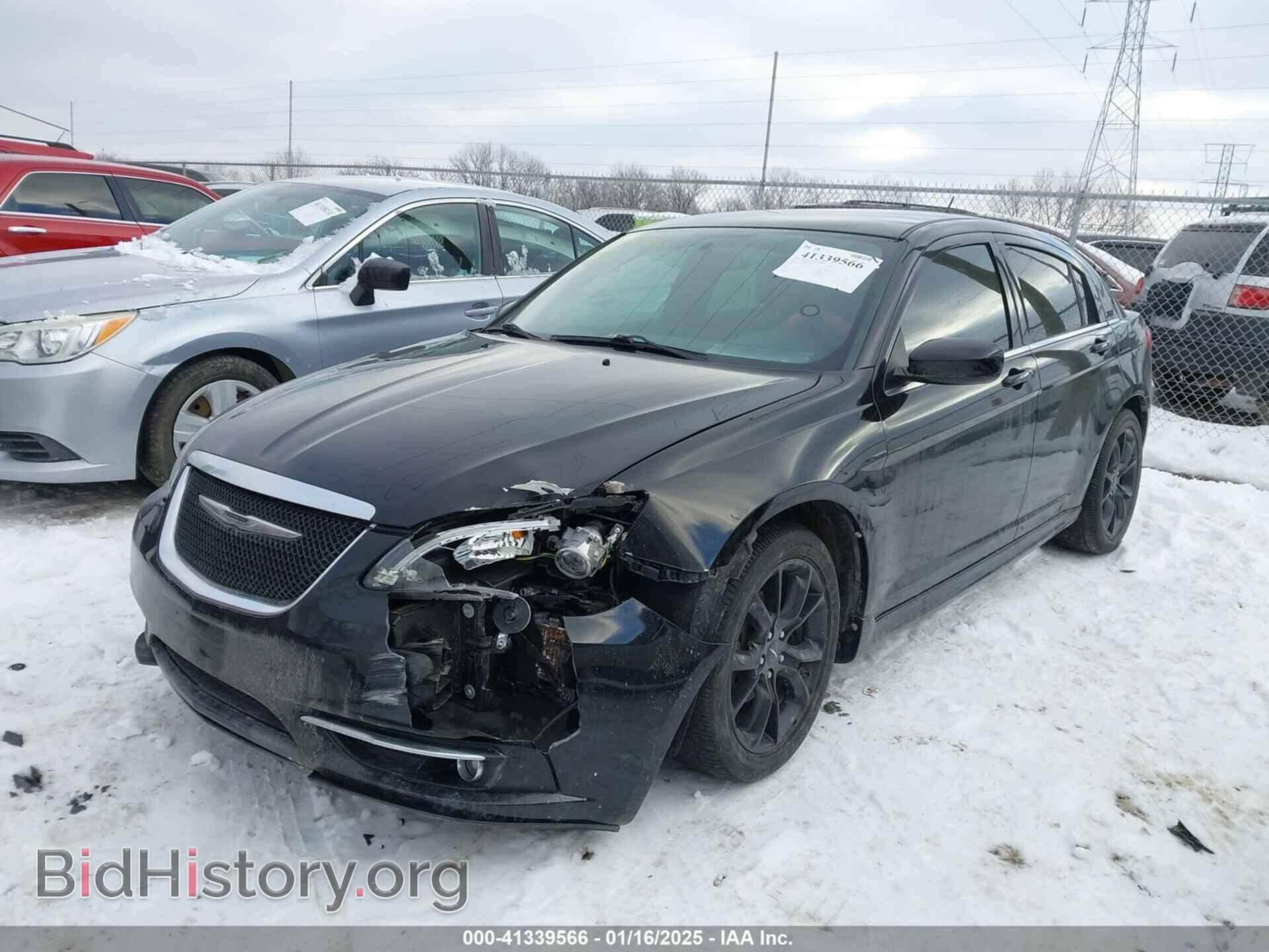 2013 CHRYSLER 200 - VIN: 1C3CCBCG4DN719497 - Фото 2
