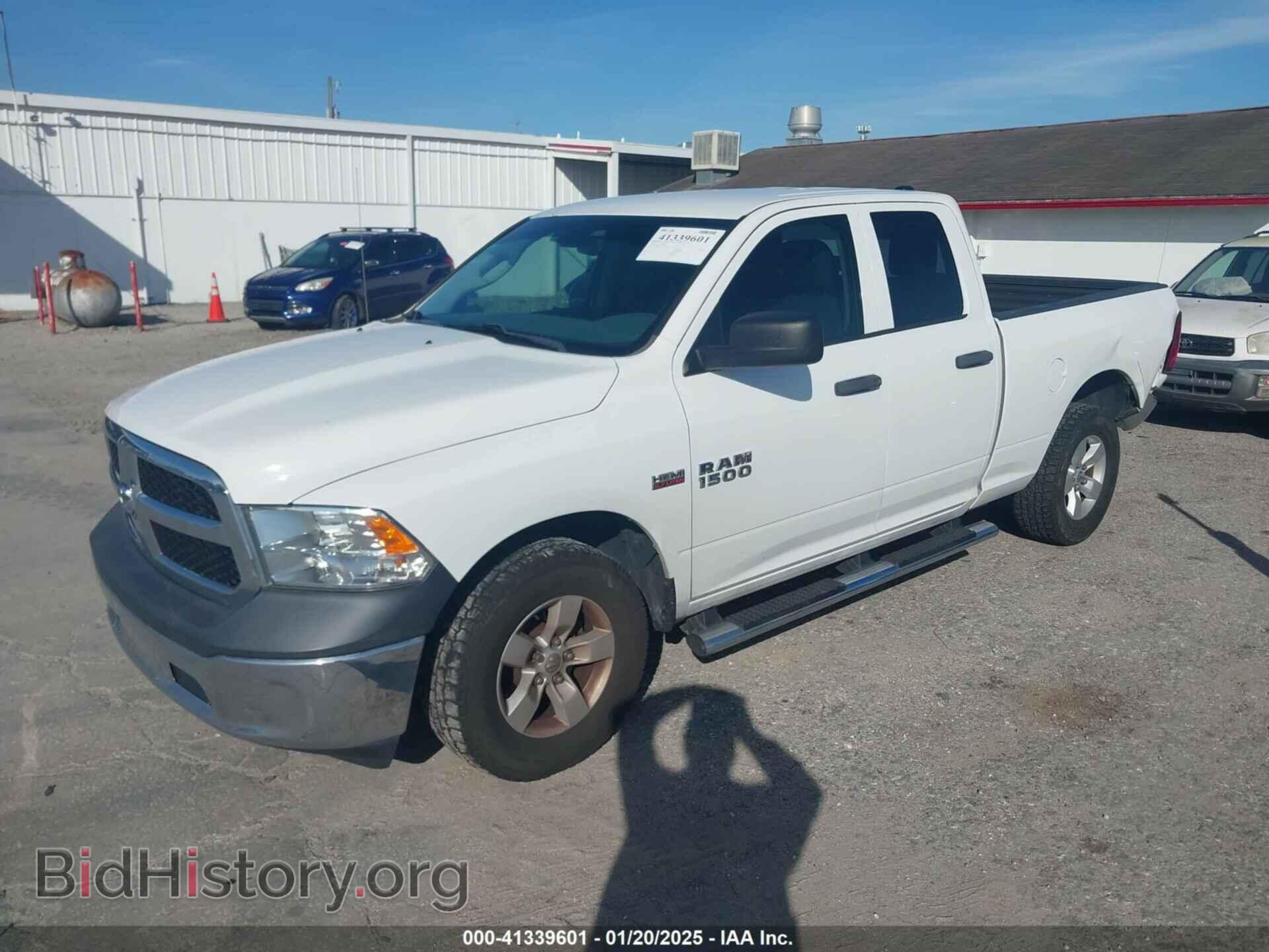 2018 RAM 1500 - VIN: 1C6RR6FT5JS305203 - Фото 2