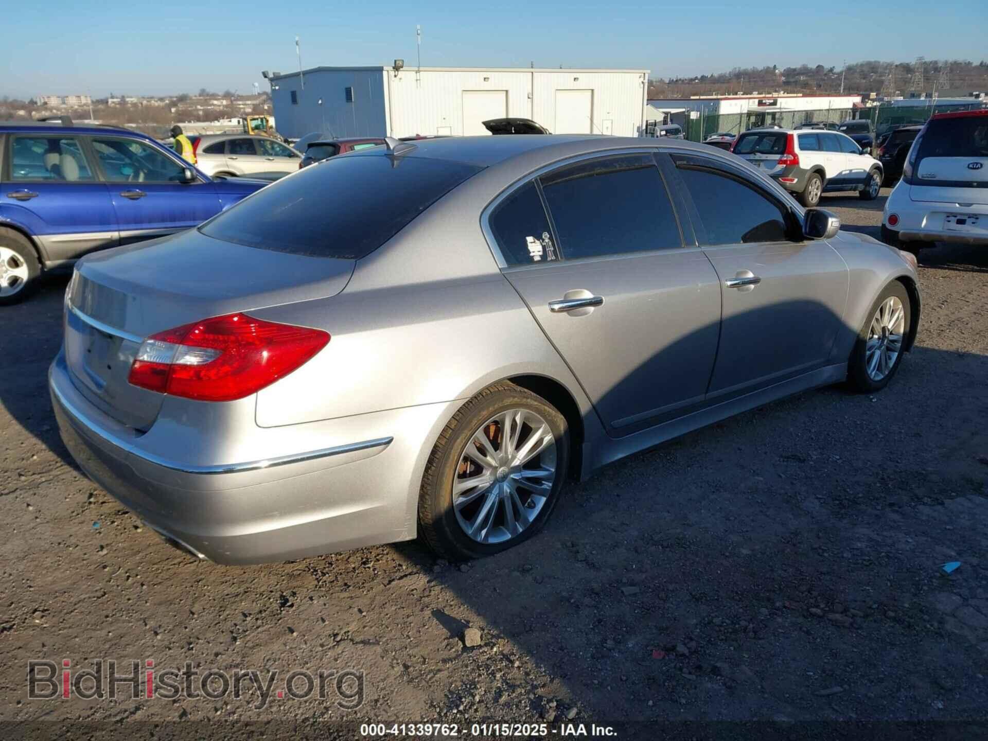 2012 HYUNDAI GENESIS - VIN: KMHGC4DD7CU168575 - Фото 4